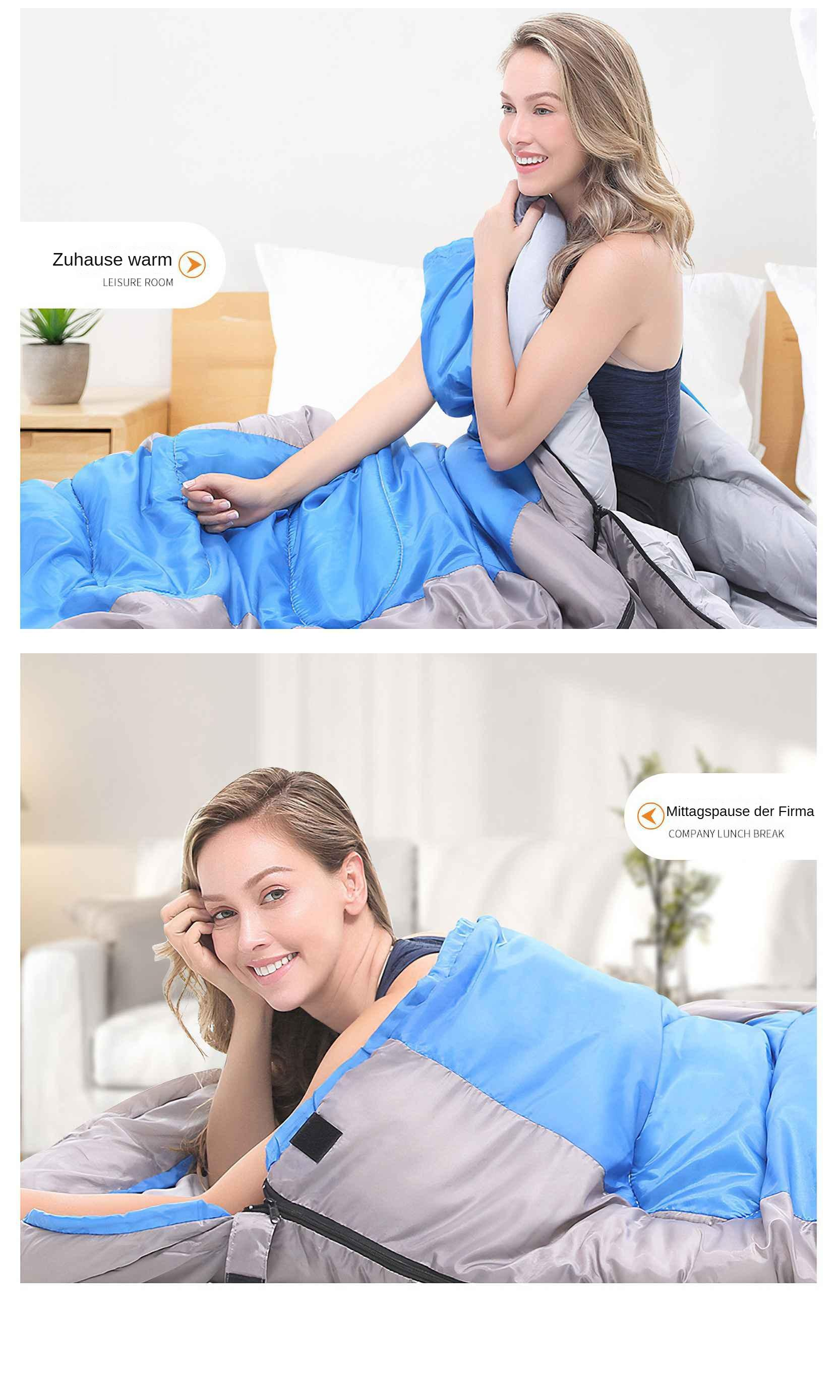 Eine Frau in einem blauen Schlafsack lächelt. Sie ist in einem Zimmer mit Bett und Kissen. Der Schlafsack ist blau und grau.