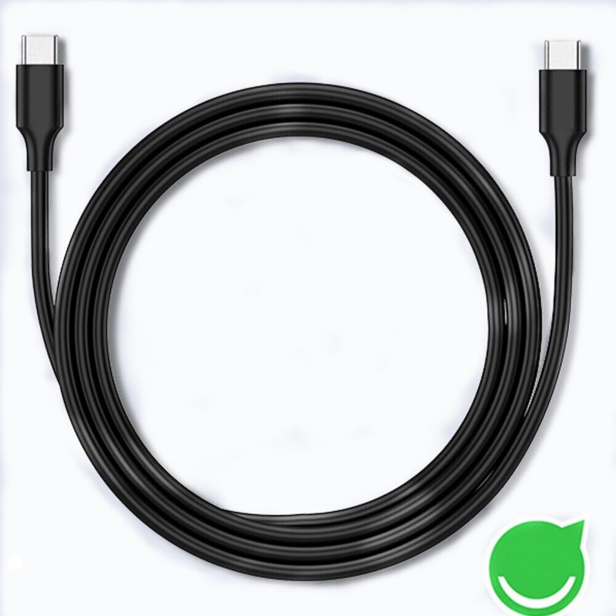 Ein schwarzes USB-C-Kabel in einer Schlaufe. An jedem Ende befinden sich Anschlüsse. Weißer Hintergrund mit grünem Logo rechts unten.