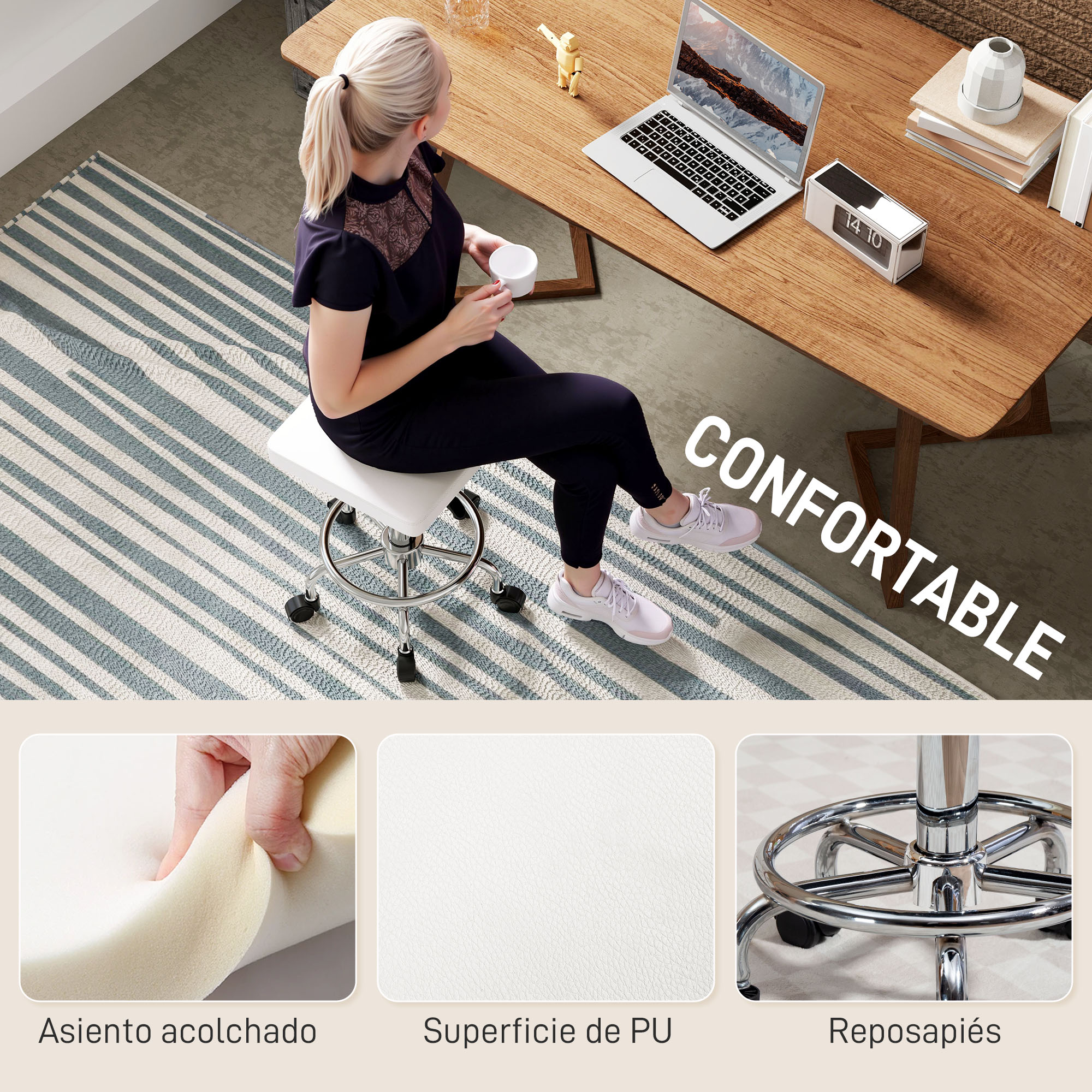Una mujer está sentada en una silla blanca en un escritorio de madera con una laptop. Una alfombra con rayas azules está debajo de la silla.