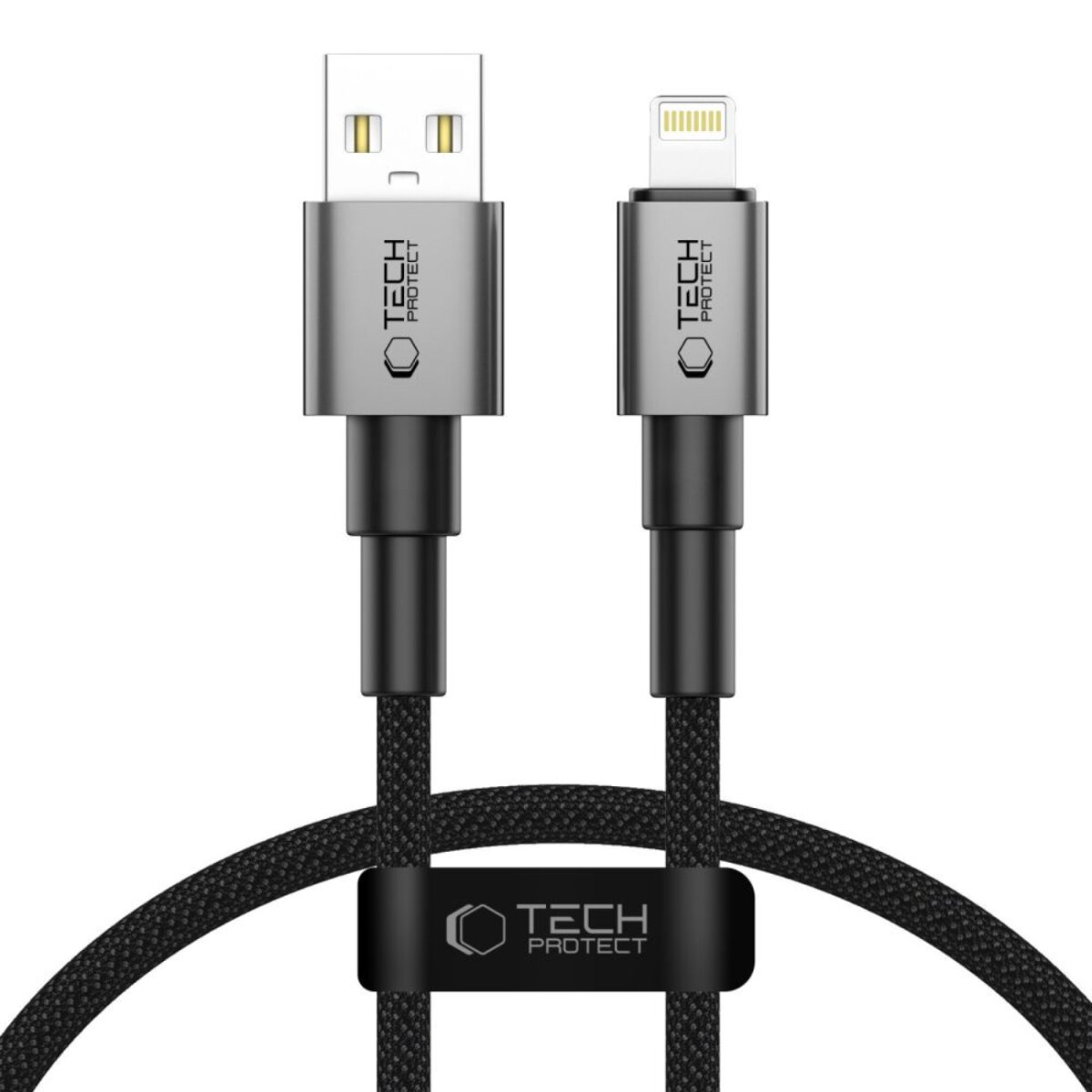 Deux câbles de charge Tech Protect. Un USB, l'autre Lightning. Câbles noirs avec connecteurs argentés. Logo sur les connecteurs et le câble.