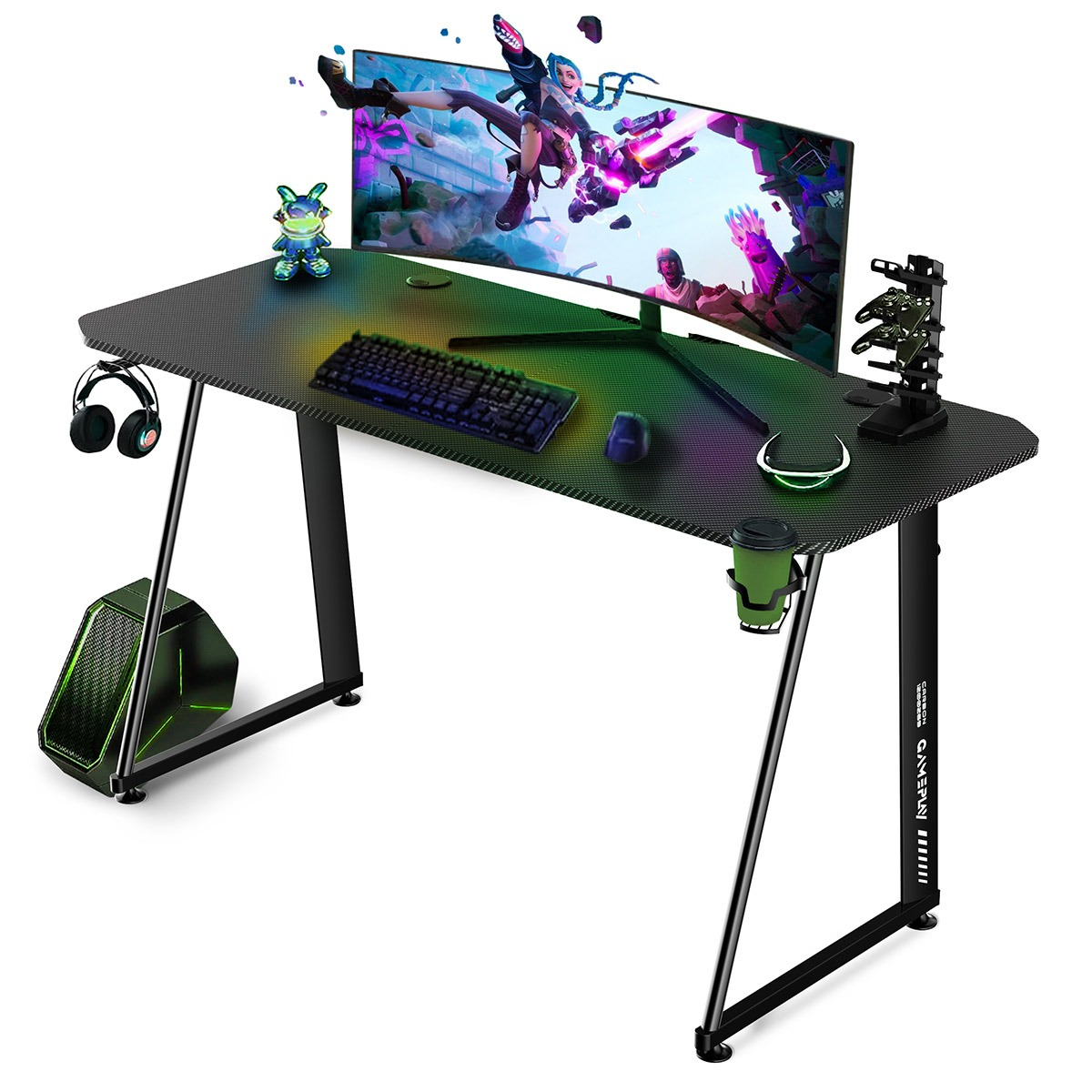 Un escritorio gamer con un monitor curvo que muestra una escena de juego. Tiene teclado, ratón, auriculares y un portavasos.