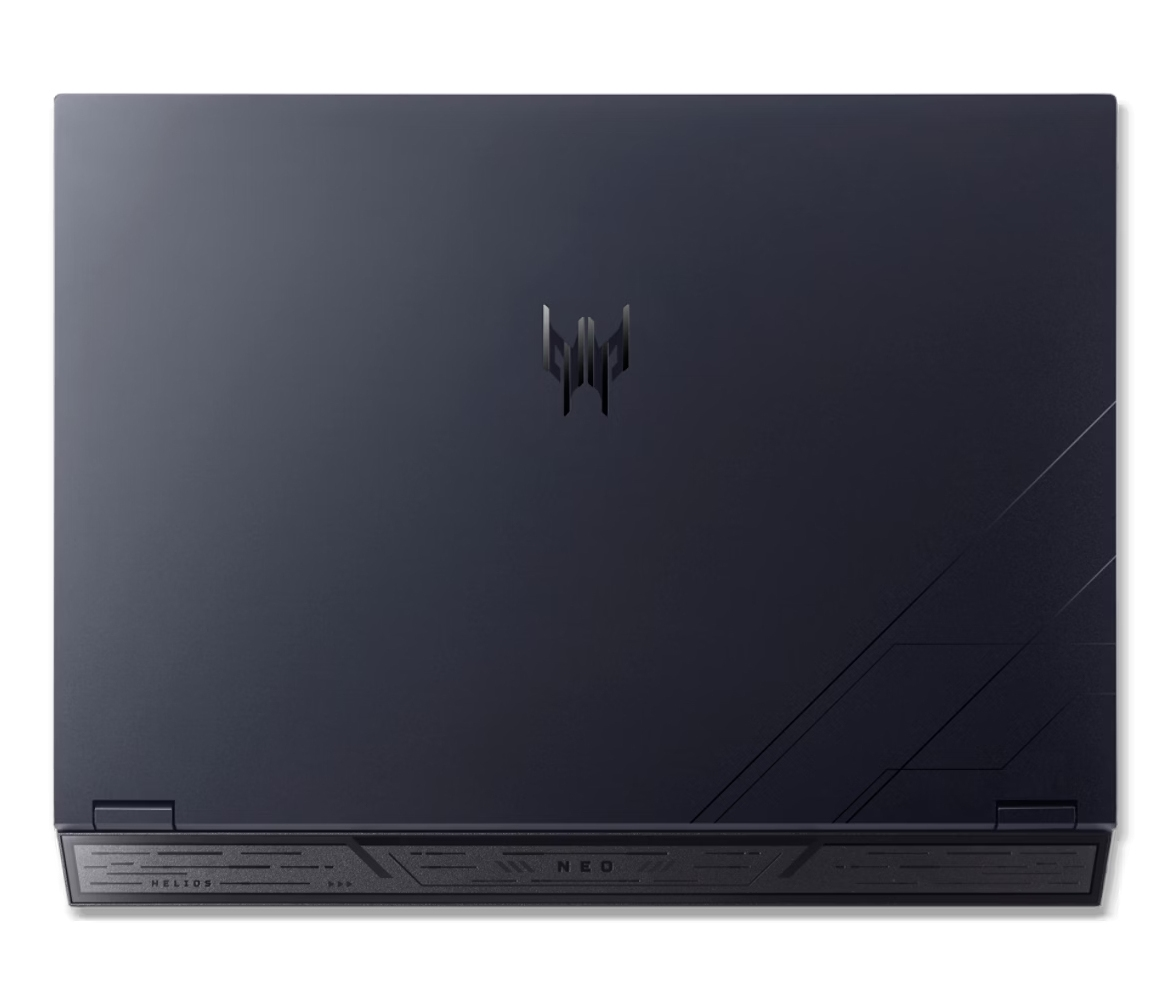 Un laptop blu scuro, vista dall'alto. Il logo Predator è visibile. La sezione inferiore dice NEO e HELIOS. Sono presenti linee eleganti.
