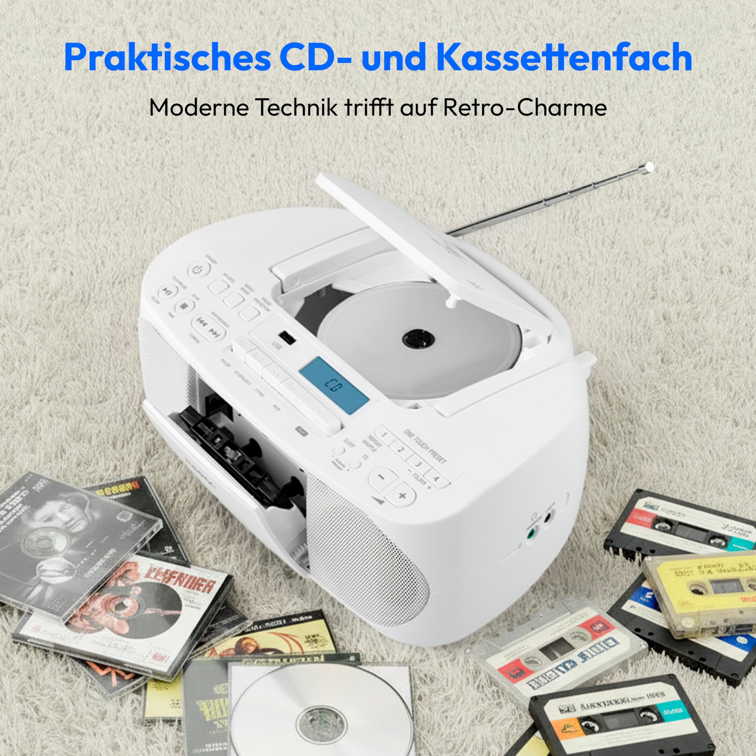 Ein weißer CD- und Kassettenplayer mit einer CD darin und mehreren Kassetten und CDs darum herum.