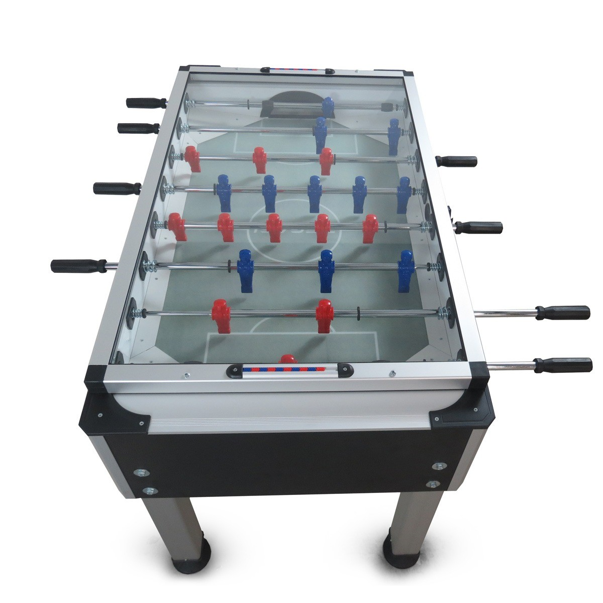 Tafelvoetbaltafel met rode en blauwe spelers. De tafel is zilverkleurig met zwarte handvatten en poten. Een glazen blad bedekt het speelveld.