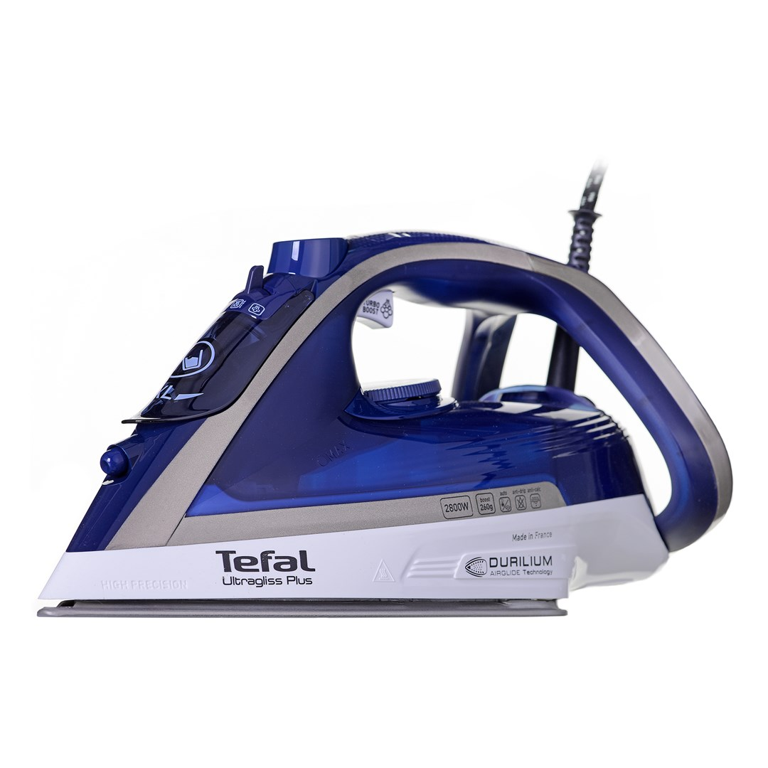 Ein blau-graues Tefal Ultragliss Plus Bügeleisen auf weißem Hintergrund. Es hat einen Griff, eine Spitze und verschiedene Einstellungen.