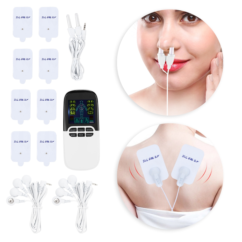 Das Bild zeigt ein Elektrotherapiegerät mit Pads, Nasenelektroden und einer Frau, die es benutzt. Ein Gerät zeigt Körperdiagramme.