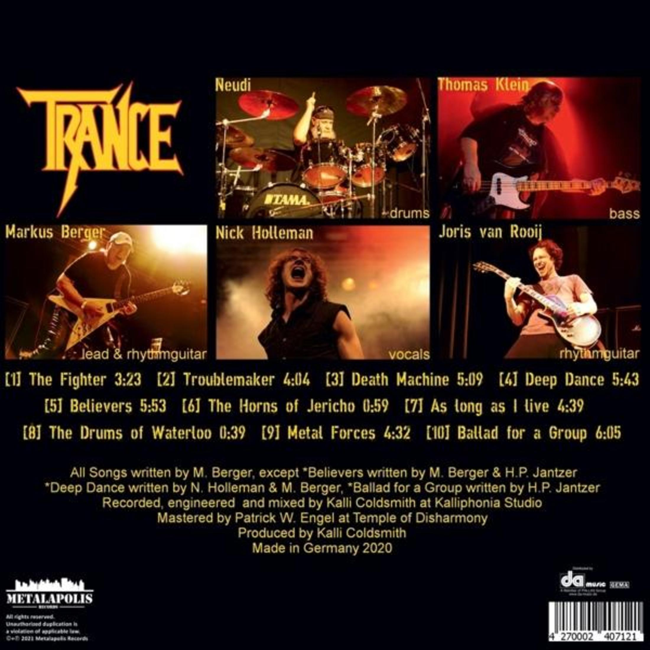 Albumcover: Bandmitglieder mit Instrumenten, Text 'TRANCE', Songliste und Logo.