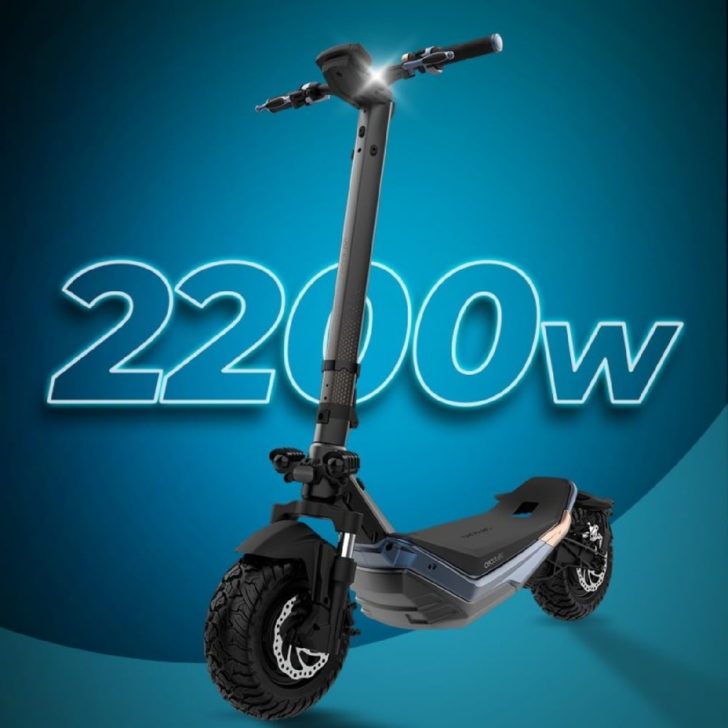 Un monopattino elettrico con testo 2200w su sfondo blu. Il monopattino è nero e grigio con ruote grandi.
