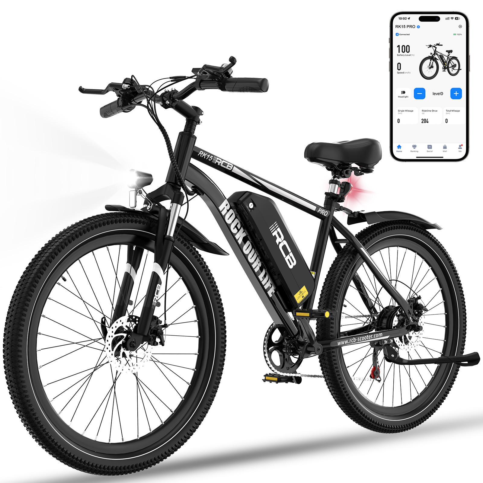 Schwarzes Elektrofahrrad mit Digitalanzeige. Zeigt Geschwindigkeit, Akku und Kilometerstand an. Telefon zeigt Informationen.
