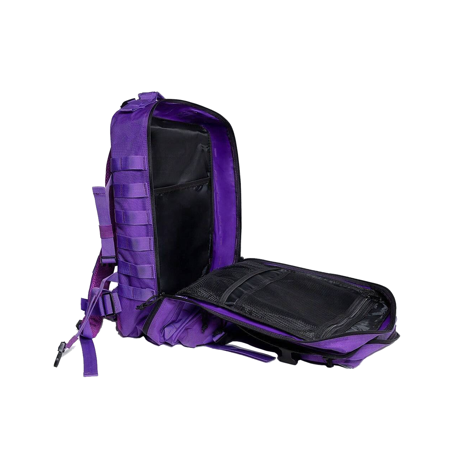 Uno zaino viola è aperto, rivelando un interno nero. Lo zaino ha cinghie e più tasche. Sfondo bianco.