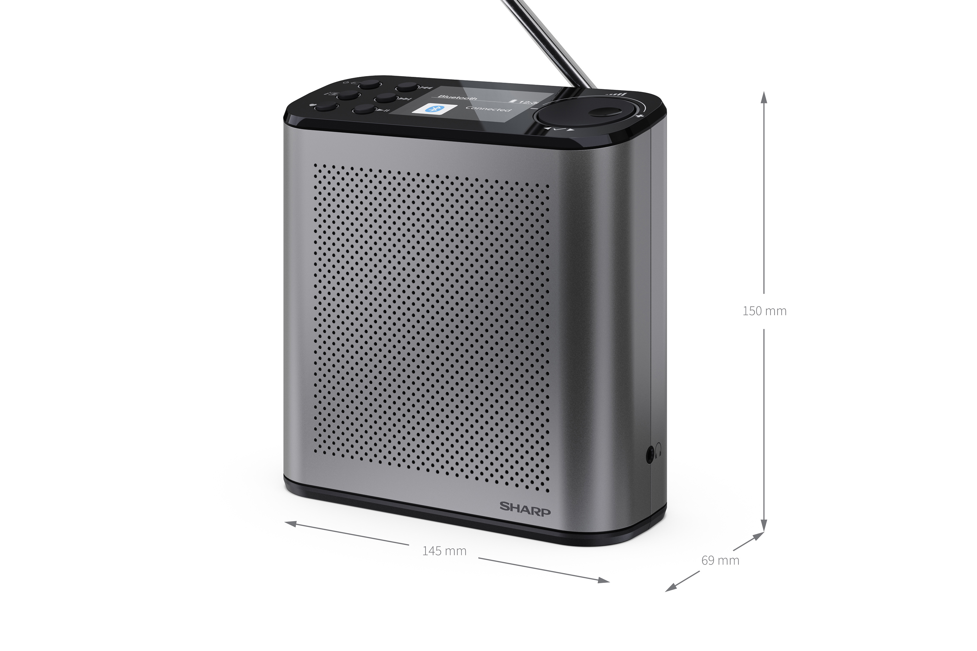 Een grijze Sharp-radio met zwarte bovenkant. Het heeft een luidspreker, knoppen, scherm en antenne. Afmetingen worden getoond.