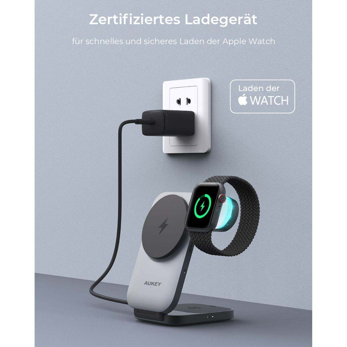 Un Apple Watch cargándose en un soporte. Un cargador está conectado a una toma de corriente. El reloj muestra un símbolo de carga.