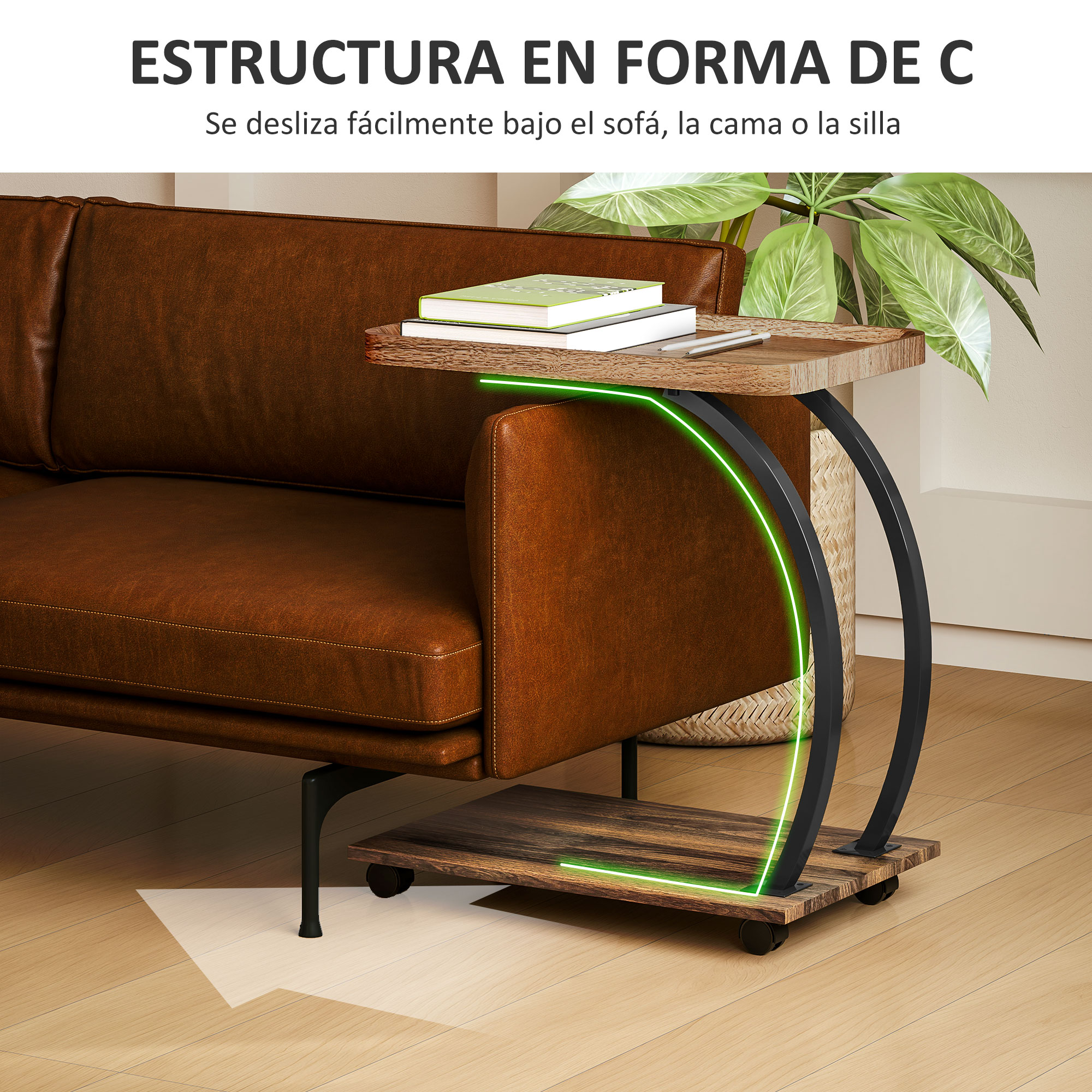 Una mesa auxiliar marrón en forma de C debajo de un sofá de cuero marrón. Tiene ruedas y una tapa de madera con libros.