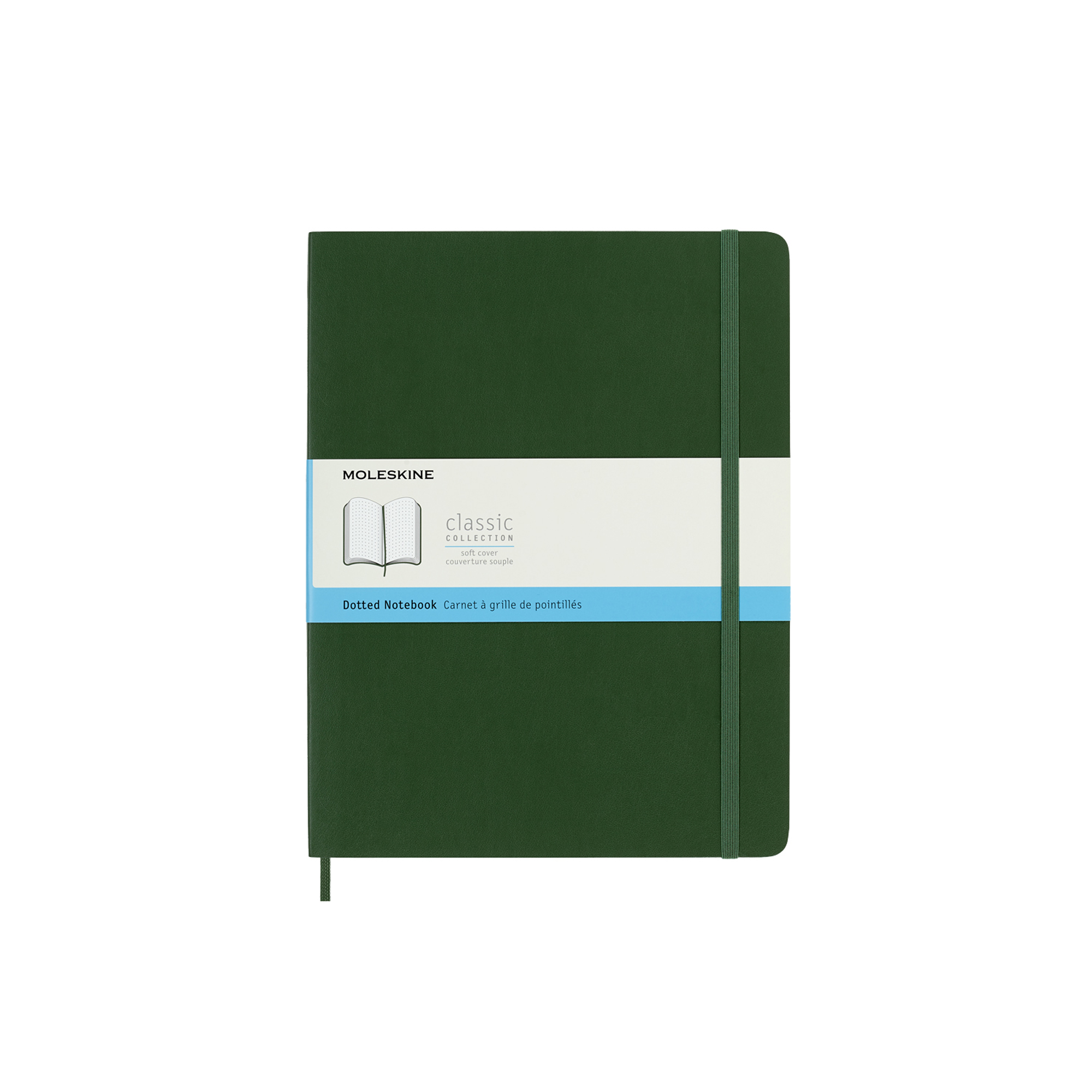 Grünes Moleskine-Notizbuch. Es hat ein Band, ein Etikett und ein Lesezeichen. Der Hintergrund ist weiß.