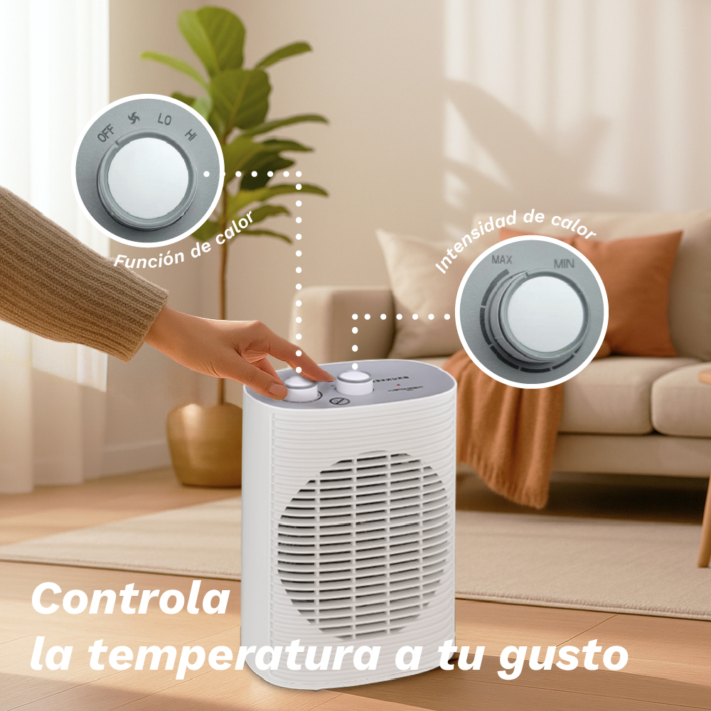 Una mano ajusta un calefactor blanco. La imagen muestra el calefactor y sus controles, con un sofá y una planta de fondo.