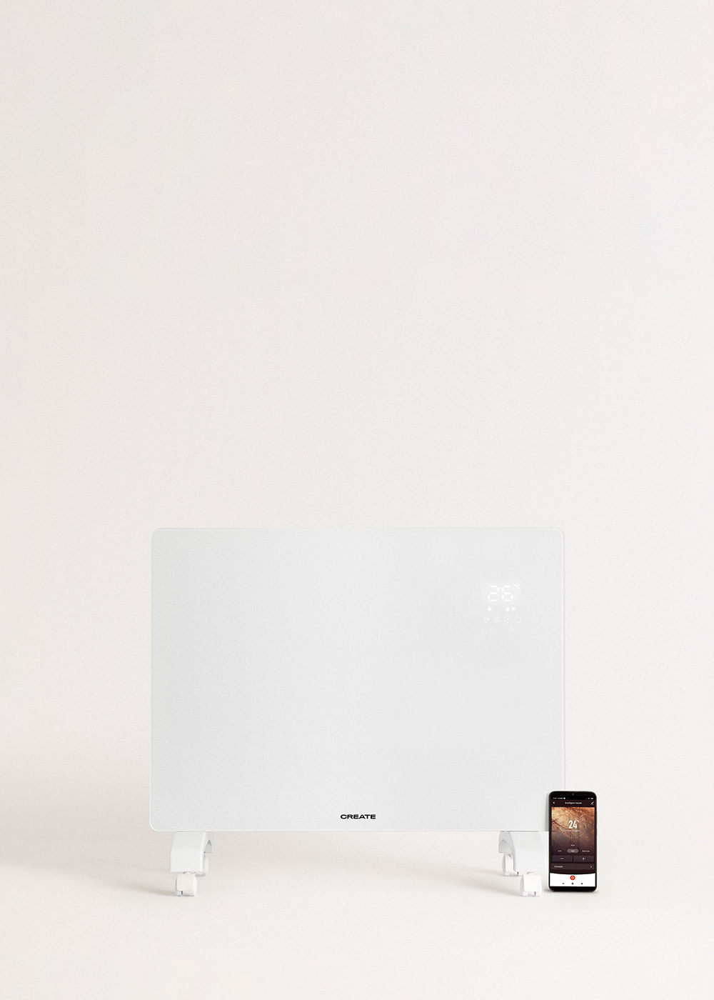 Un calefactor eléctrico blanco con una pantalla digital que muestra 26°C. Un smartphone muestra el panel de control del calefactor.