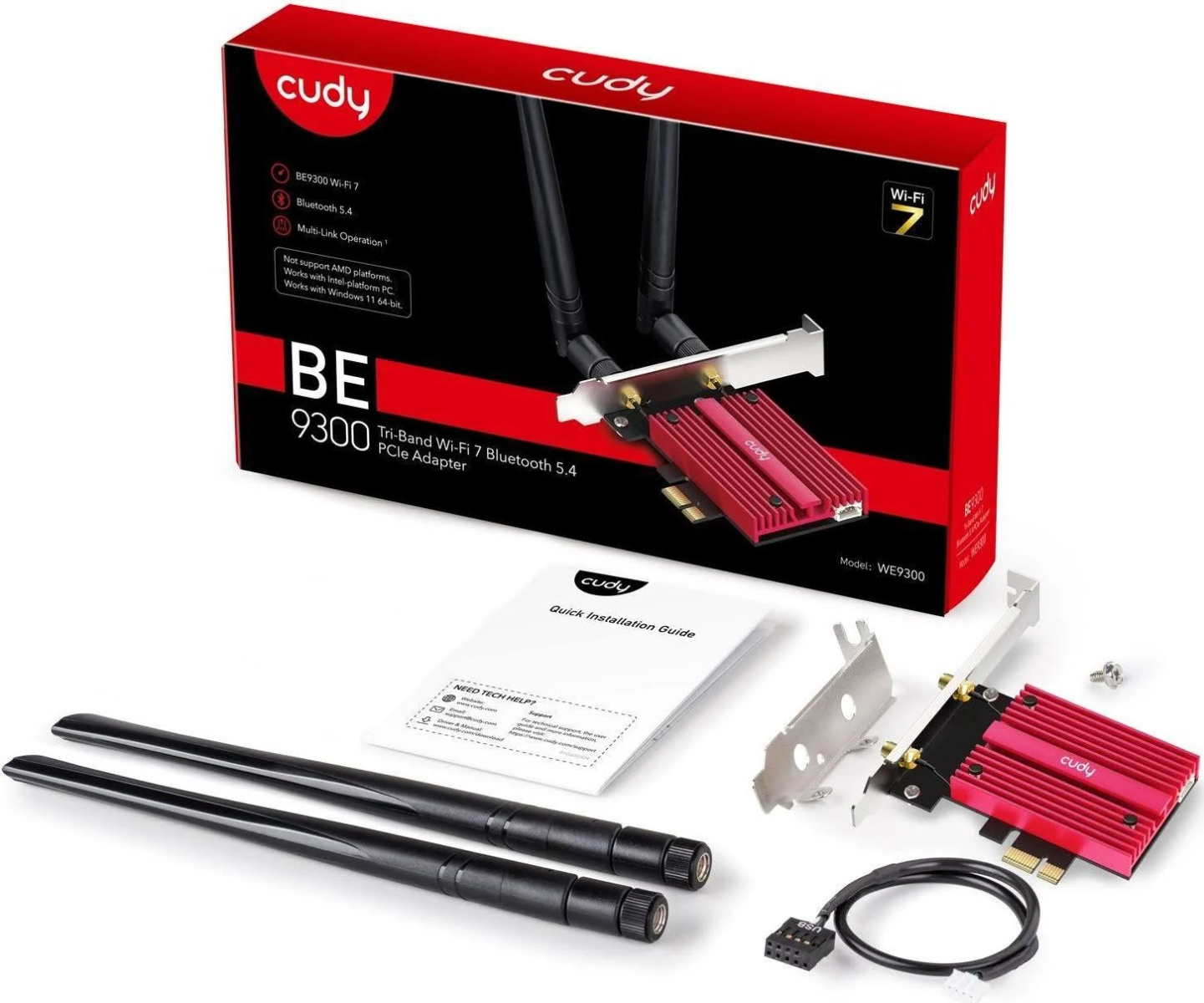 Un kit adaptador Cudy BE9300 Wi-Fi 7. Incluye la caja, antenas, una guía y el propio adaptador. Todo sobre una superficie blanca.