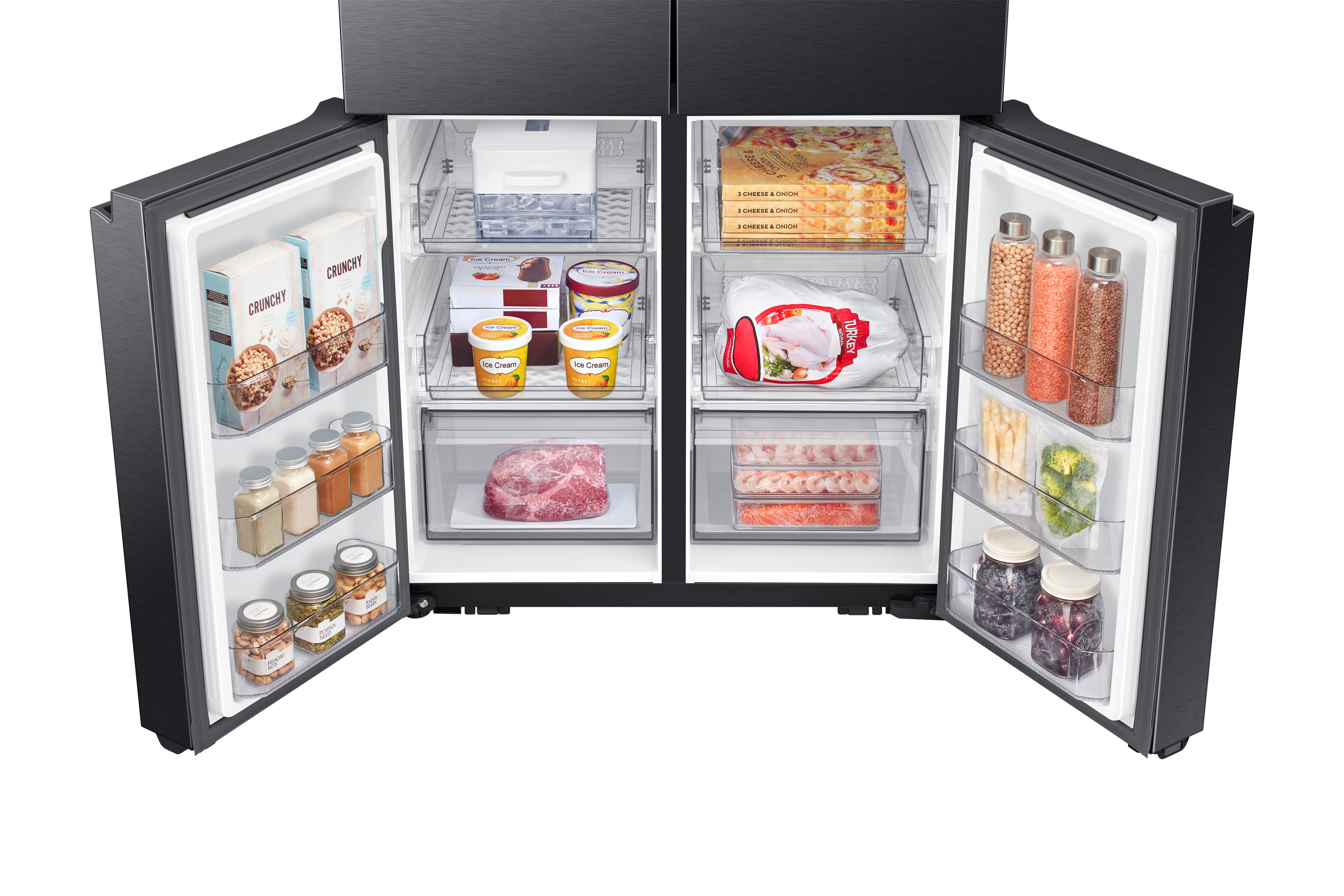 Refrigerador abierto lleno de comida: helado, pizza, carne, verduras y frascos de nueces y bayas.