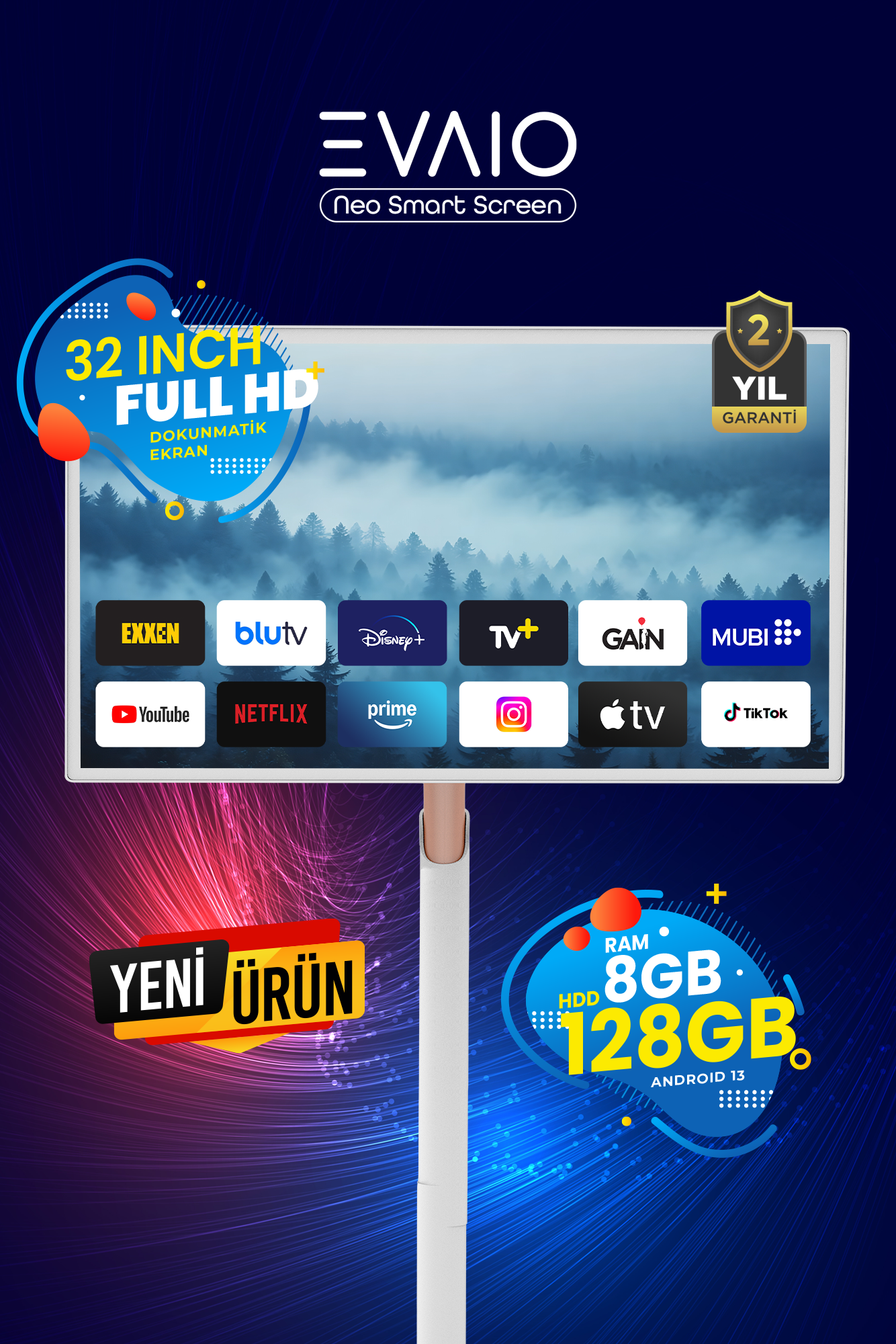 Bir TV ekranı uygulamaları görüntüler. 32 inç, Full HD, dokunmatik ekran. 8 GB RAM, 128 GB HDD, Android 13. Yeni ürün.