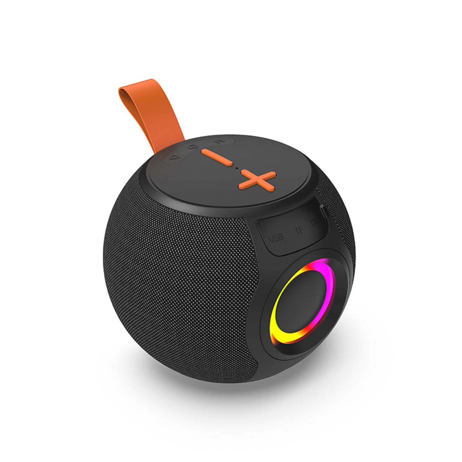 Ein schwarzer, kugelförmiger Lautsprecher mit orangefarbenen Akzenten, einem Tragegurt und einem beleuchteten Ring. USB-, TF- und DC-Anschlüsse sind sichtbar.