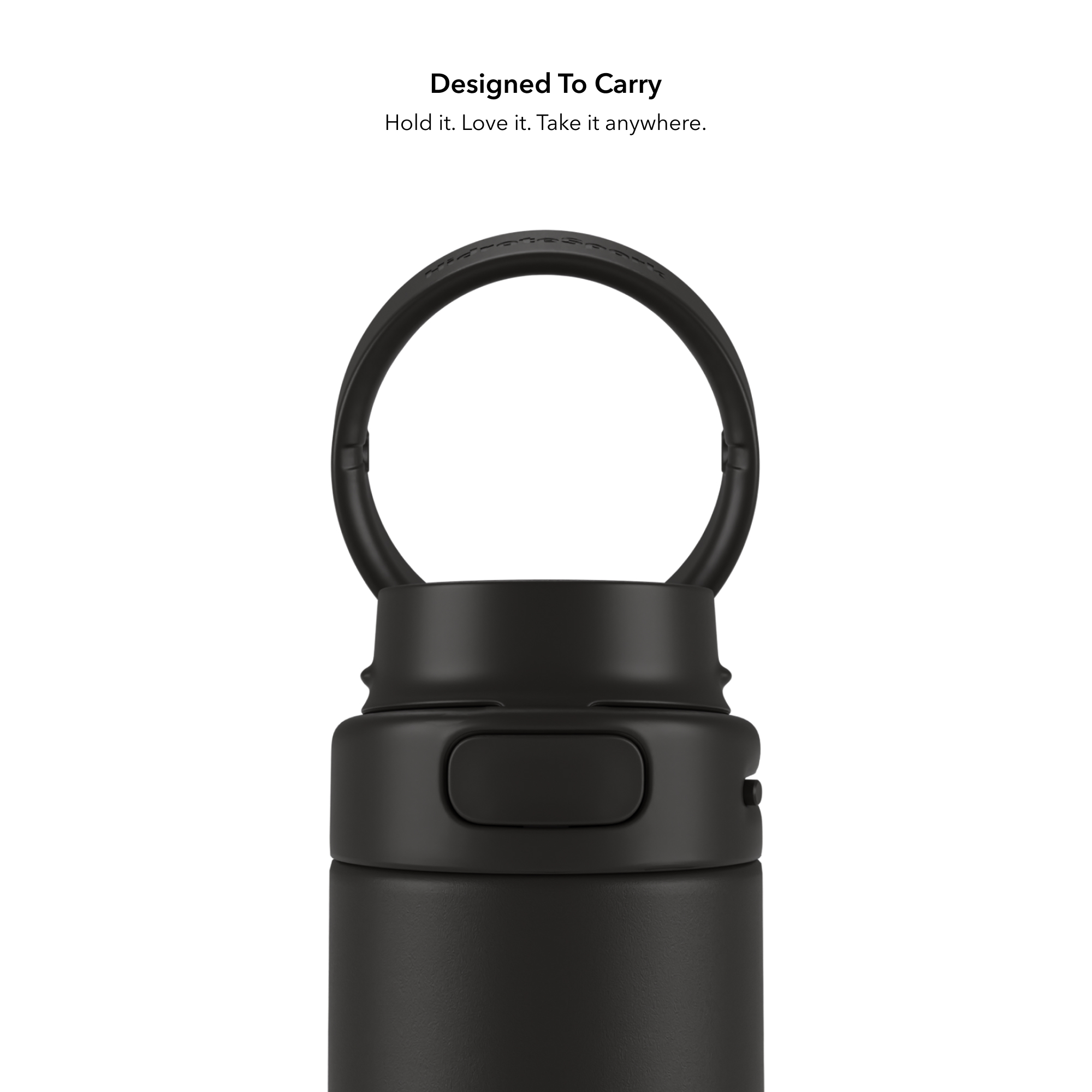 Nahaufnahme einer schwarzen Wasserflasche. Sie hat einen Griff. Text: Designed To Carry.