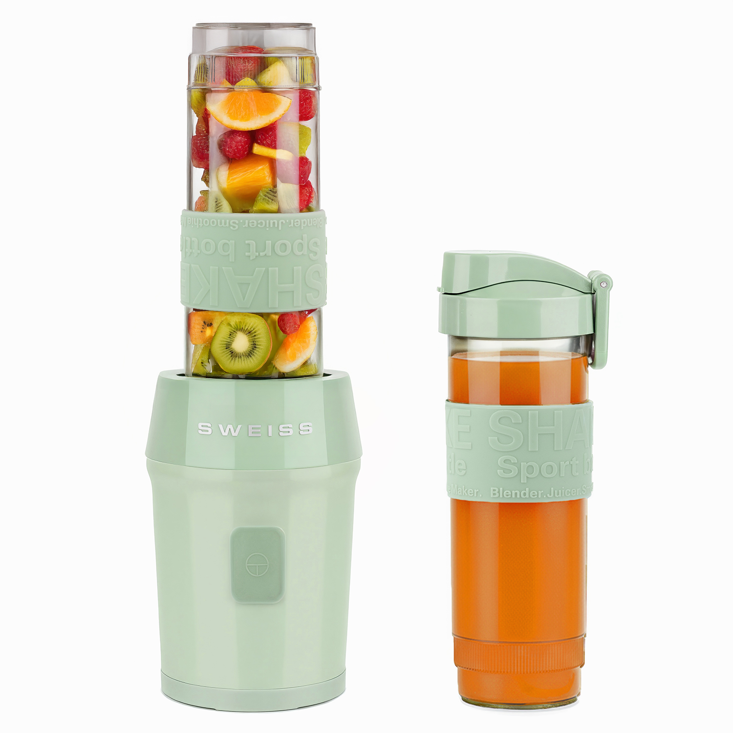 Una licuadora verde menta con frutas dentro, junto a una botella llena. Las frutas incluyen kiwi, naranja y frambuesas. La botella está llena de zumo de naranja.