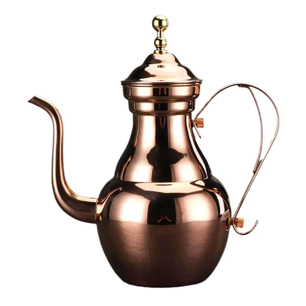 Eine kupferfarbene Teekanne mit langem Ausguss, gebogenem Griff und dekorativem Deckel auf weißem Hintergrund.