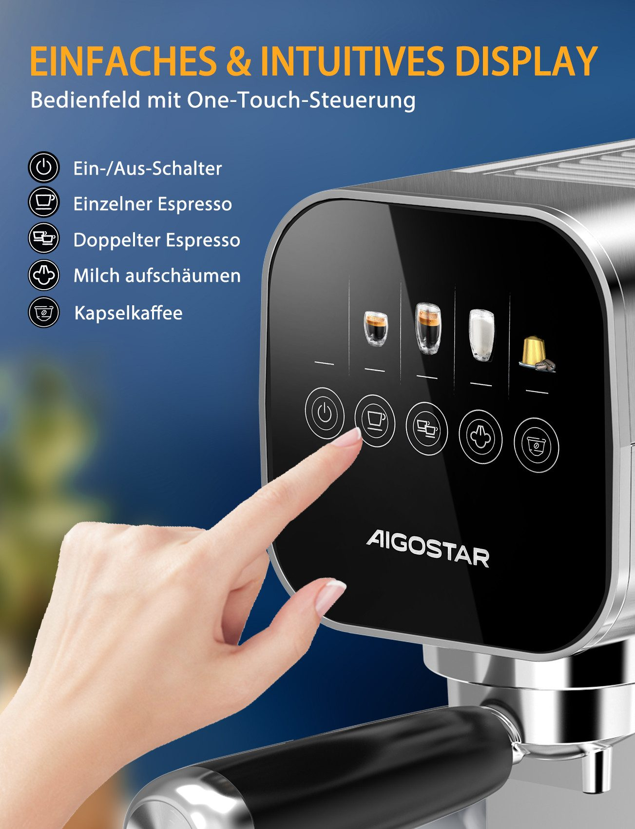 Die Bedienfeld einer Kaffeemaschine ist gezeigt. Ein Finger berührt den Einschaltknopf. Das Panel hat Kaffeeoptionen und das Logo AIGOSTAR.