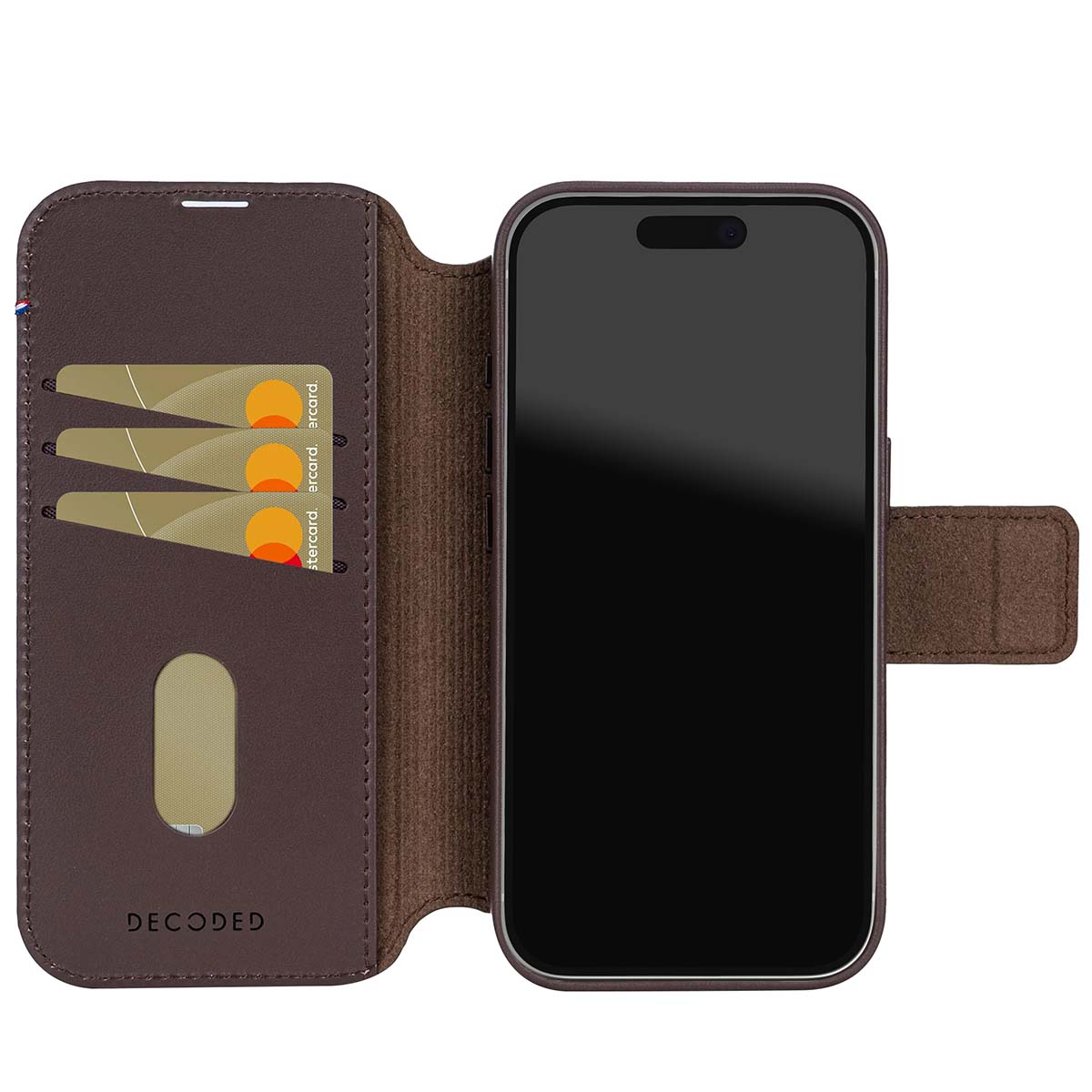 Custodia marrone aperta con telefono dentro. Carte di credito a sinistra. Lo schermo del telefono è nero.