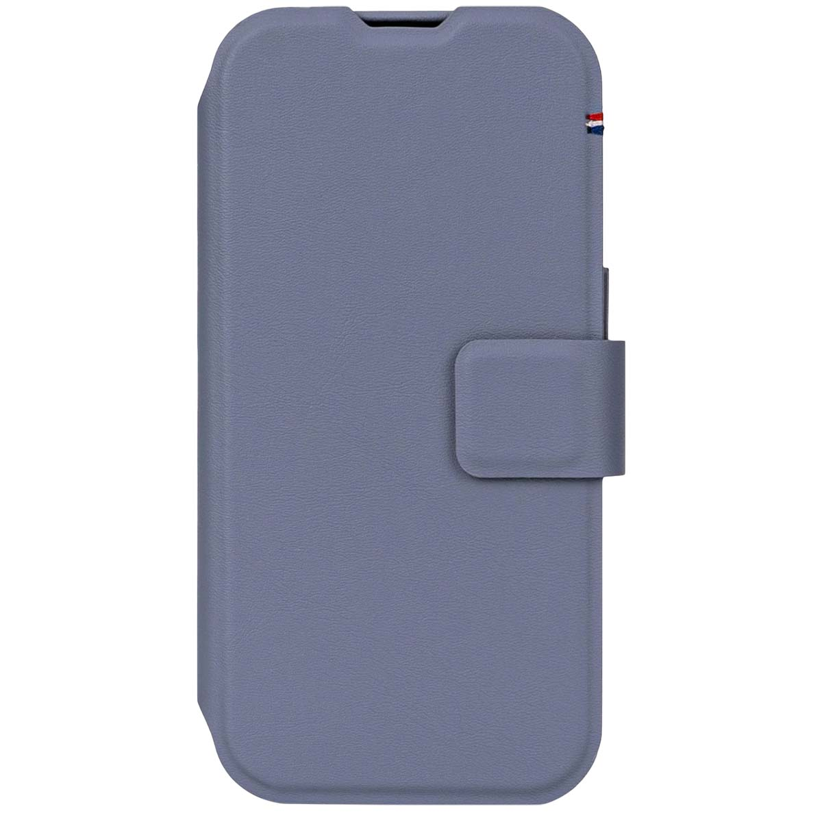 Primo piano di una custodia blu per telefono con chiusura magnetica. La custodia ha un piccolo dettaglio a righe nell'angolo in alto a destra.