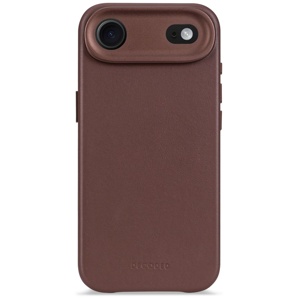Una custodia marrone per telefono con due aperture per la fotocamera e la scritta DECODED in basso.