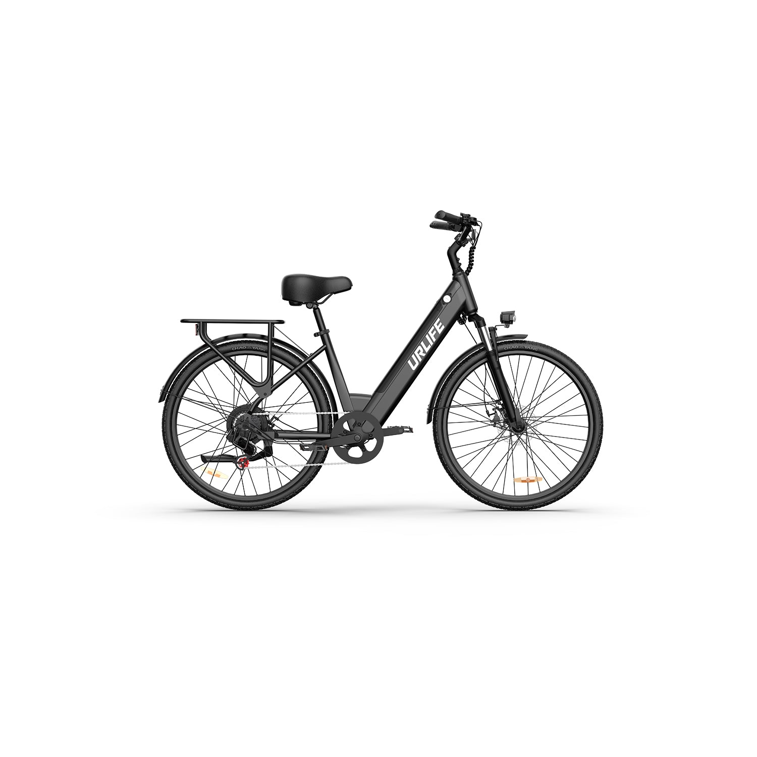 Ein schwarzes Elektrofahrrad mit der Marke 'URLIFE' ist auf weißem Hintergrund isoliert. Es hat einen Gepäckträger, Lichter und einen bequemen Sitz.