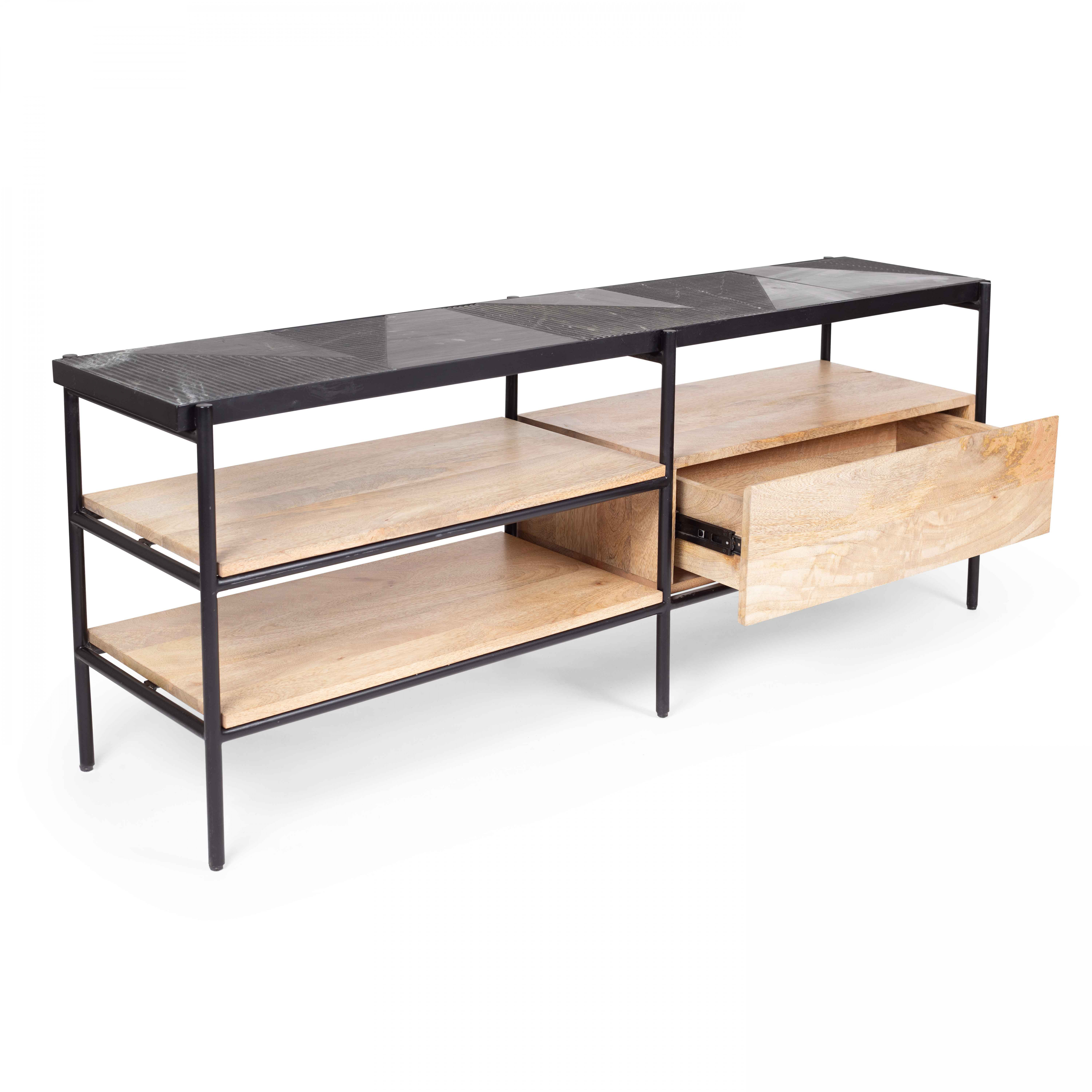 Eine moderne, lange Medienkonsole aus Holz mit schwarzem Metallrahmen und einer marmorähnlichen Oberseite, eine Schublade offen.