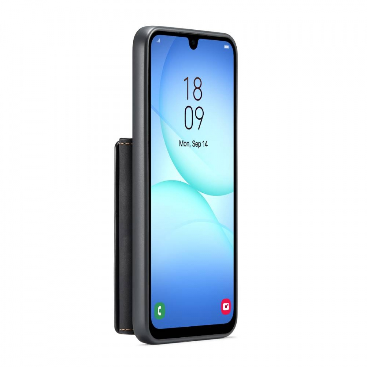 Ein Smartphone mit blauem Bildschirm zeigt die Uhrzeit 18:09 und das Datum an. Es befindet sich in einer dunkelgrauen Hülle, die an einem schwarzen Halter befestigt ist.
