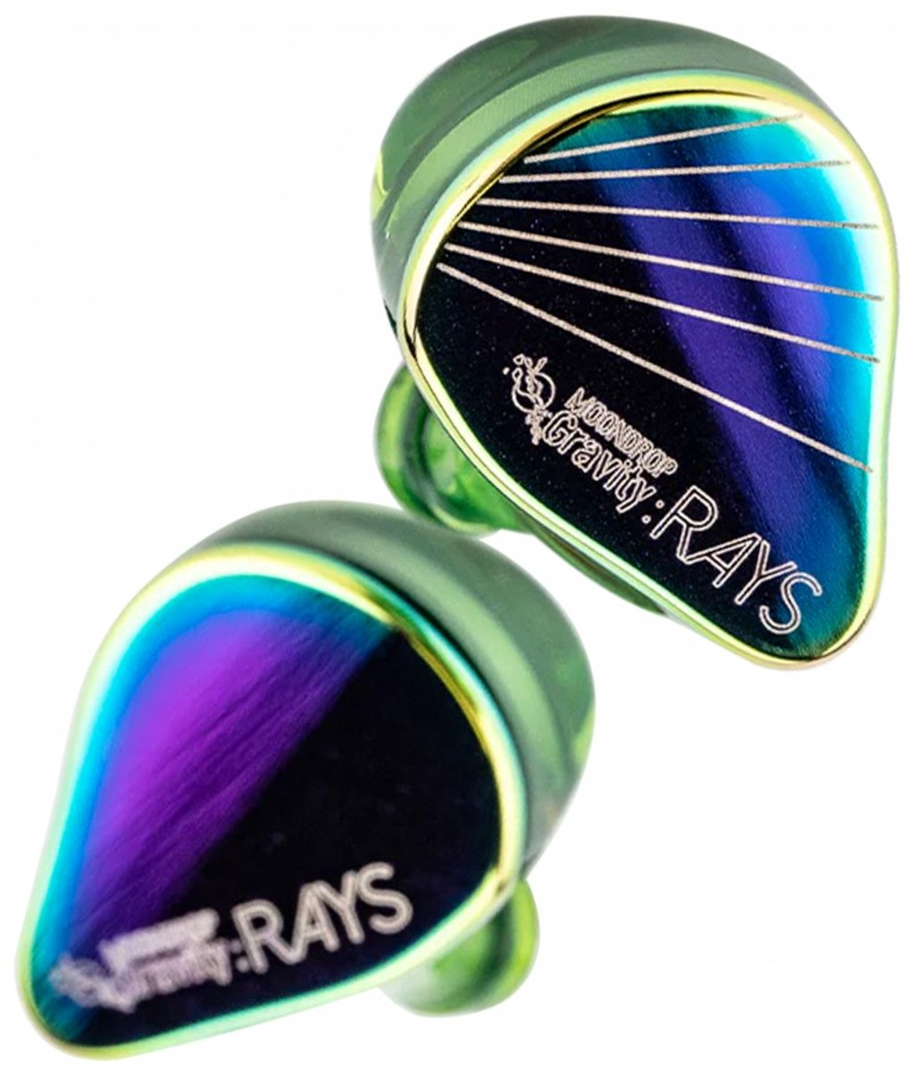 Twee in-ear-hoofdtelefoons met iriserende oppervlakken. Groene randen, zwarte centra met witte tekst 'RAYS' en 'Gravity:RAYS'.