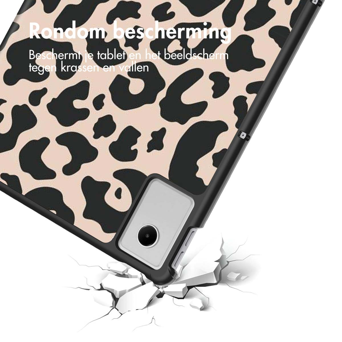 Tablethoes met luipaardprint valt op een oppervlak, waardoor het breekt. Zwarte en beige kleuren.