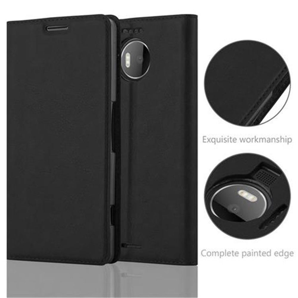 Funda de teléfono negra, abierta. Se muestran detalles de costuras y acabado de bordes en círculos. El teléfono tiene una cámara redonda.
