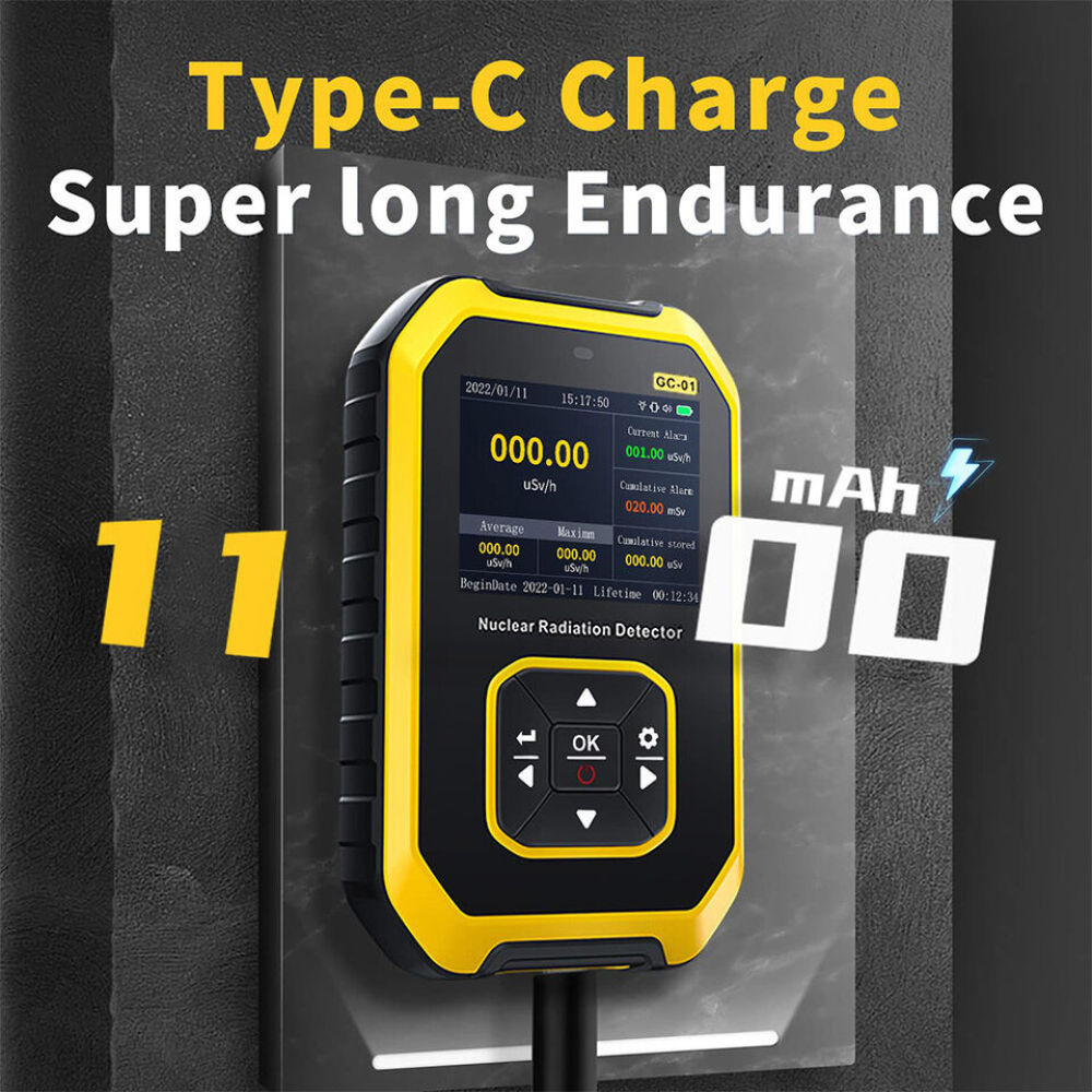 Ein gelb-schwarzer Kernstrahlungsdetektor mit Messwerten. Der Text oben lautet 'Type-C Charge Super long Endurance'.