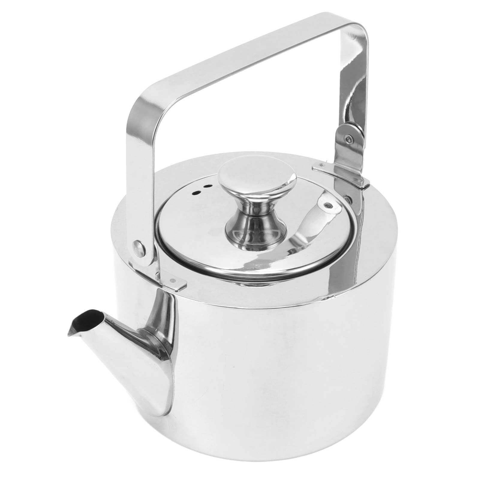 Ein glänzender Wasserkocher aus Edelstahl mit Griff und Deckel, Ausguss links. Isoliert auf weißem Hintergrund.