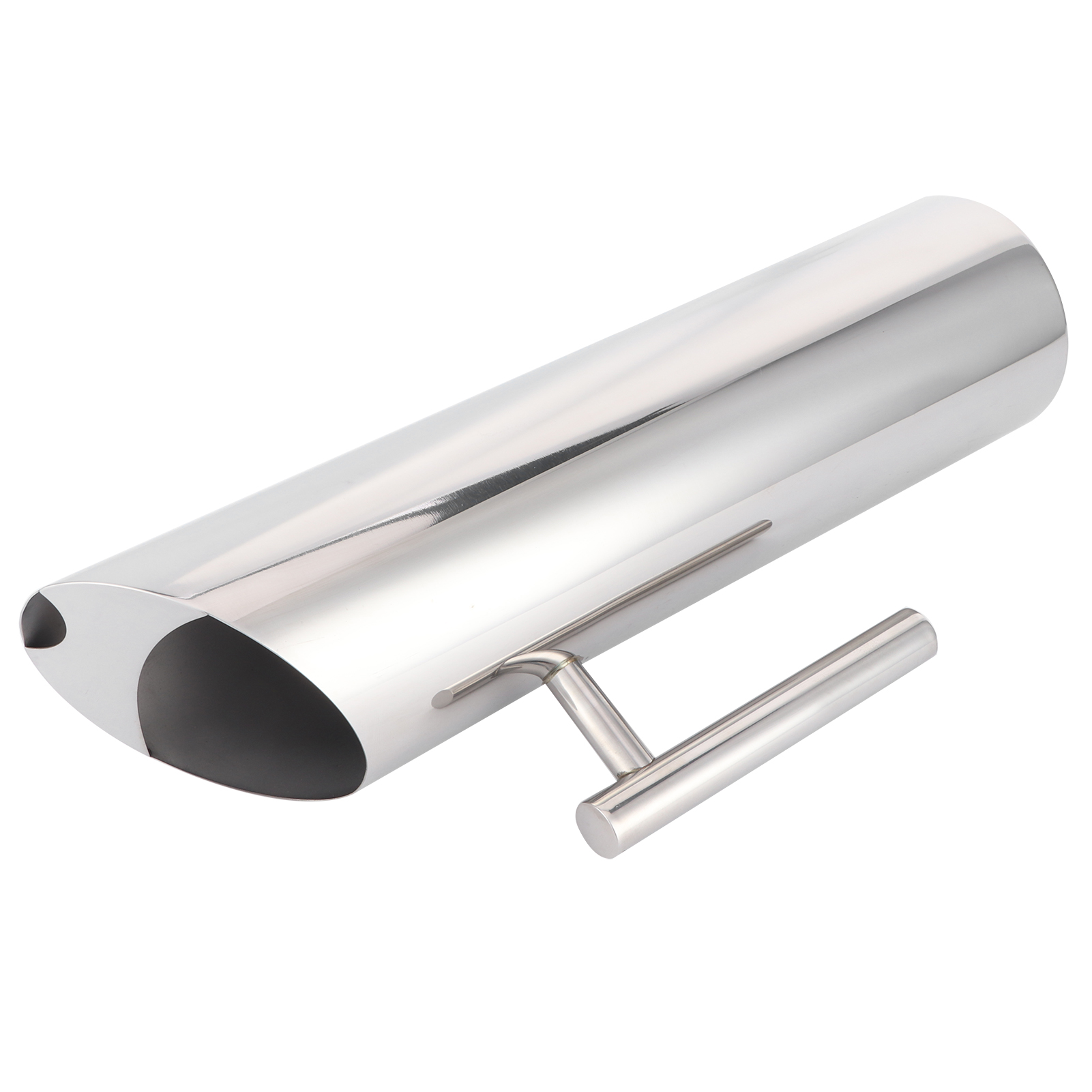 Eine glänzende, silberne Metallkanne. Sie hat einen Griff und eine ovale Öffnung. Der Hintergrund ist weiß.