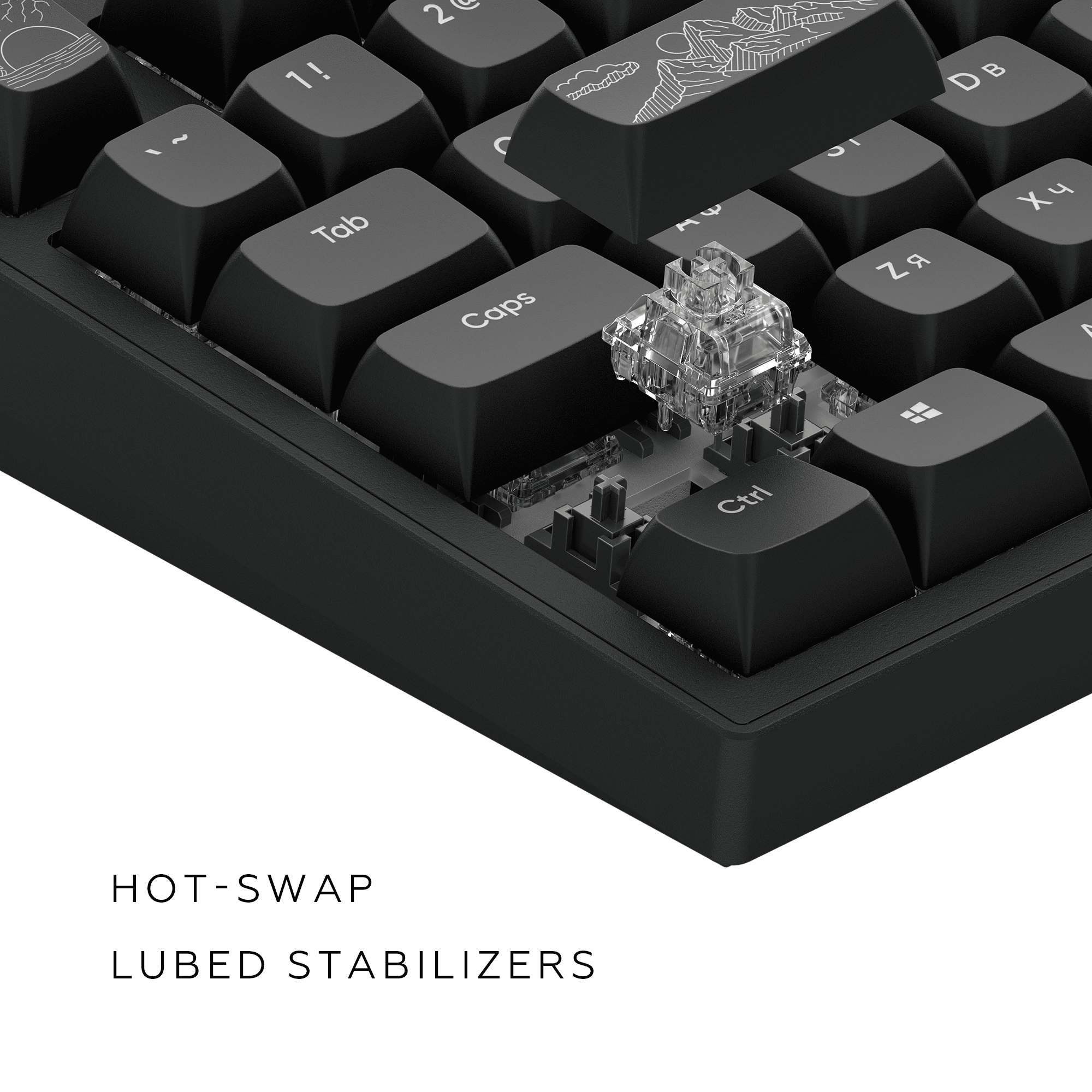 Nahaufnahme einer schwarzen Tastatur mit Tastenkappen. Eine Tastenkappe ist entfernt und gibt den Schalter frei. Die Tasten haben weiße Buchstaben.
