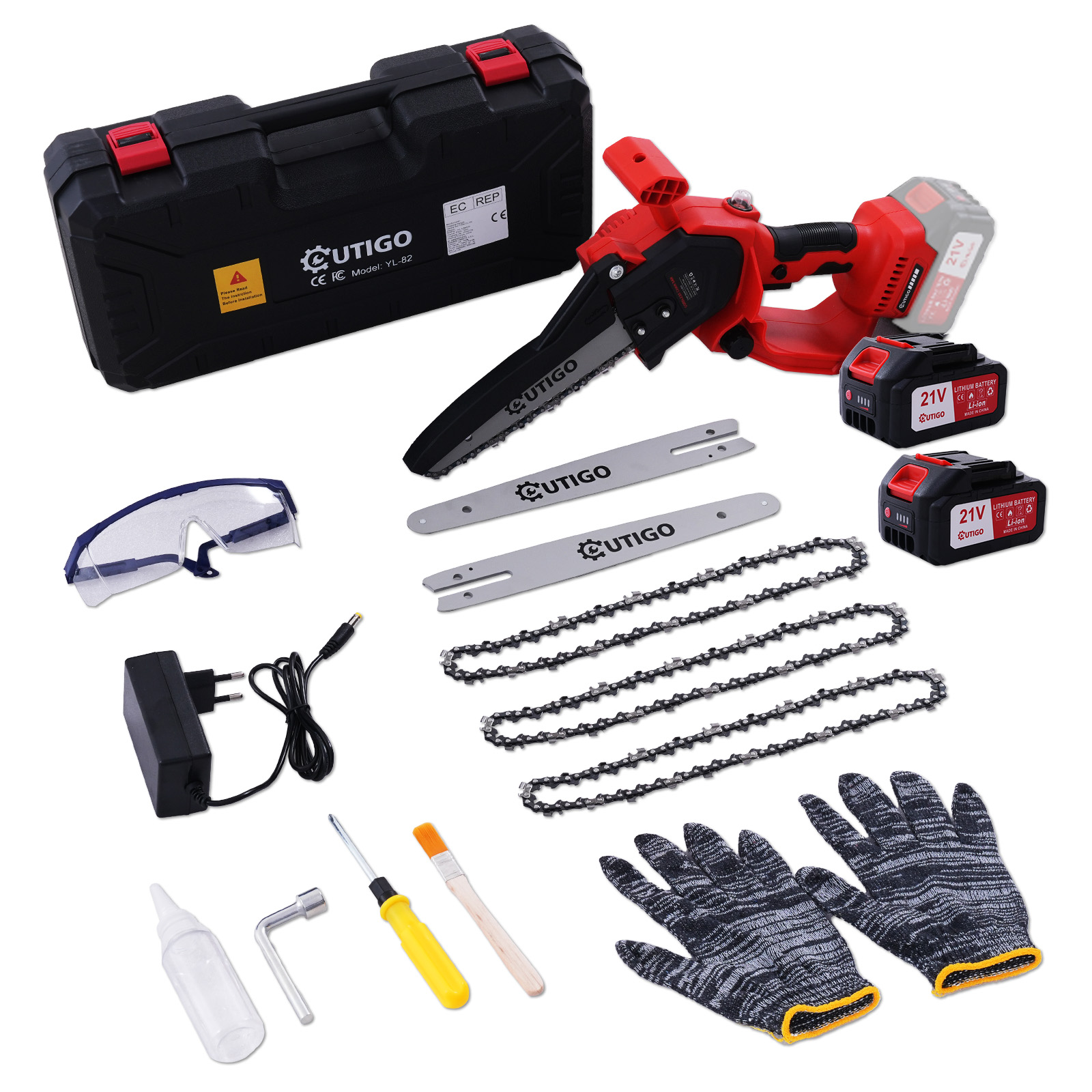 Asortyment części i narzędzi do piły łańcuchowej, w tym piła łańcuchowa, baterie, rękawice i walizka, na białej powierzchni.