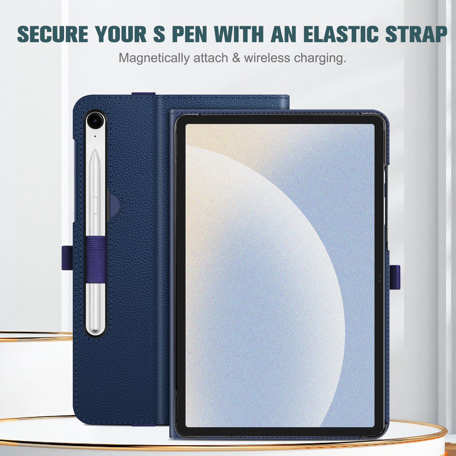 Eine blaue Tablethülle mit Stift. Der Text lautet 'Sichern Sie Ihren S Pen mit einem elastischen Band'.
