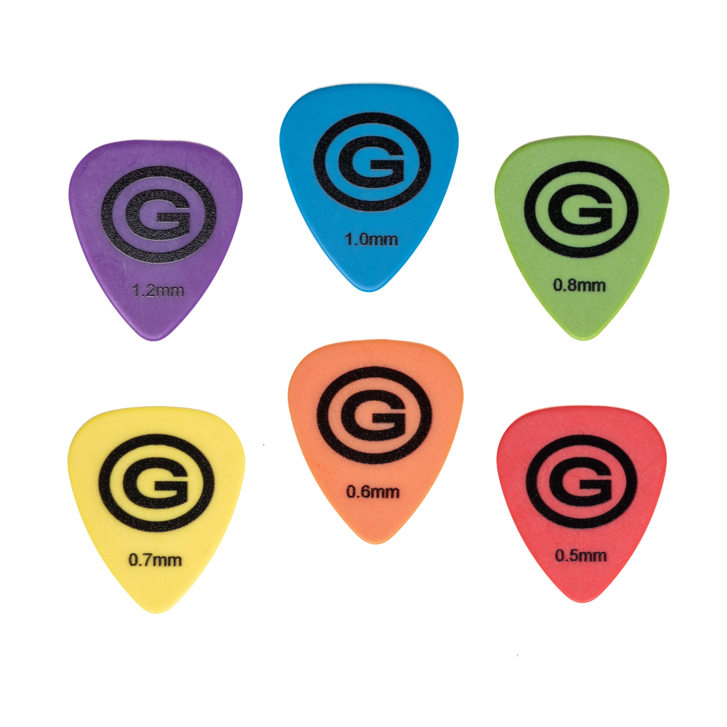 Sechs Gitarrenplektren in verschiedenen Farben, jeweils mit schwarzem 'G'-Logo und Dickenmessung.