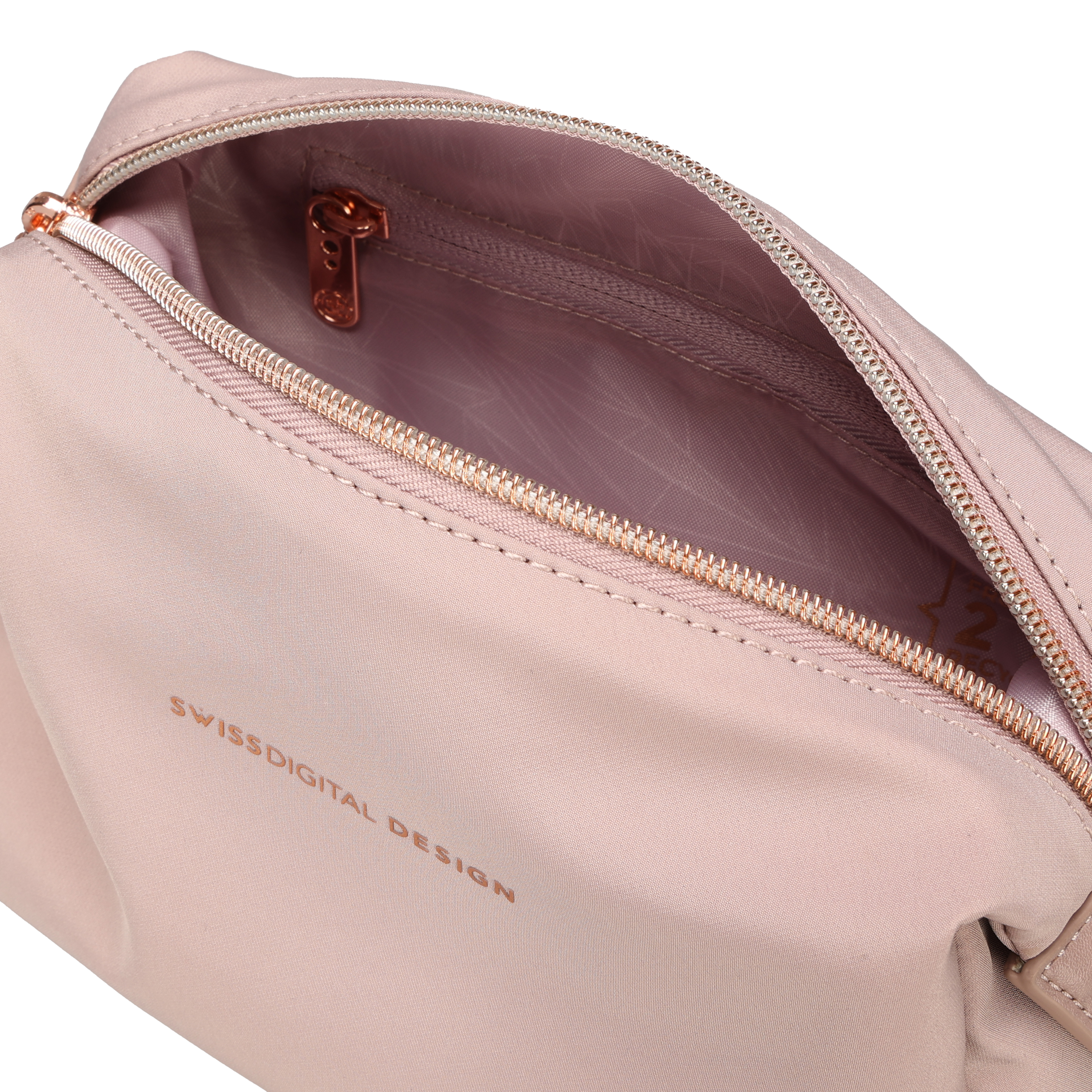 Primo piano di una borsa rosa con cerniera. La borsa è aperta, mostrando l'interno. Le parole 'SWISS DIGITAL DESIGN' sono visibili.