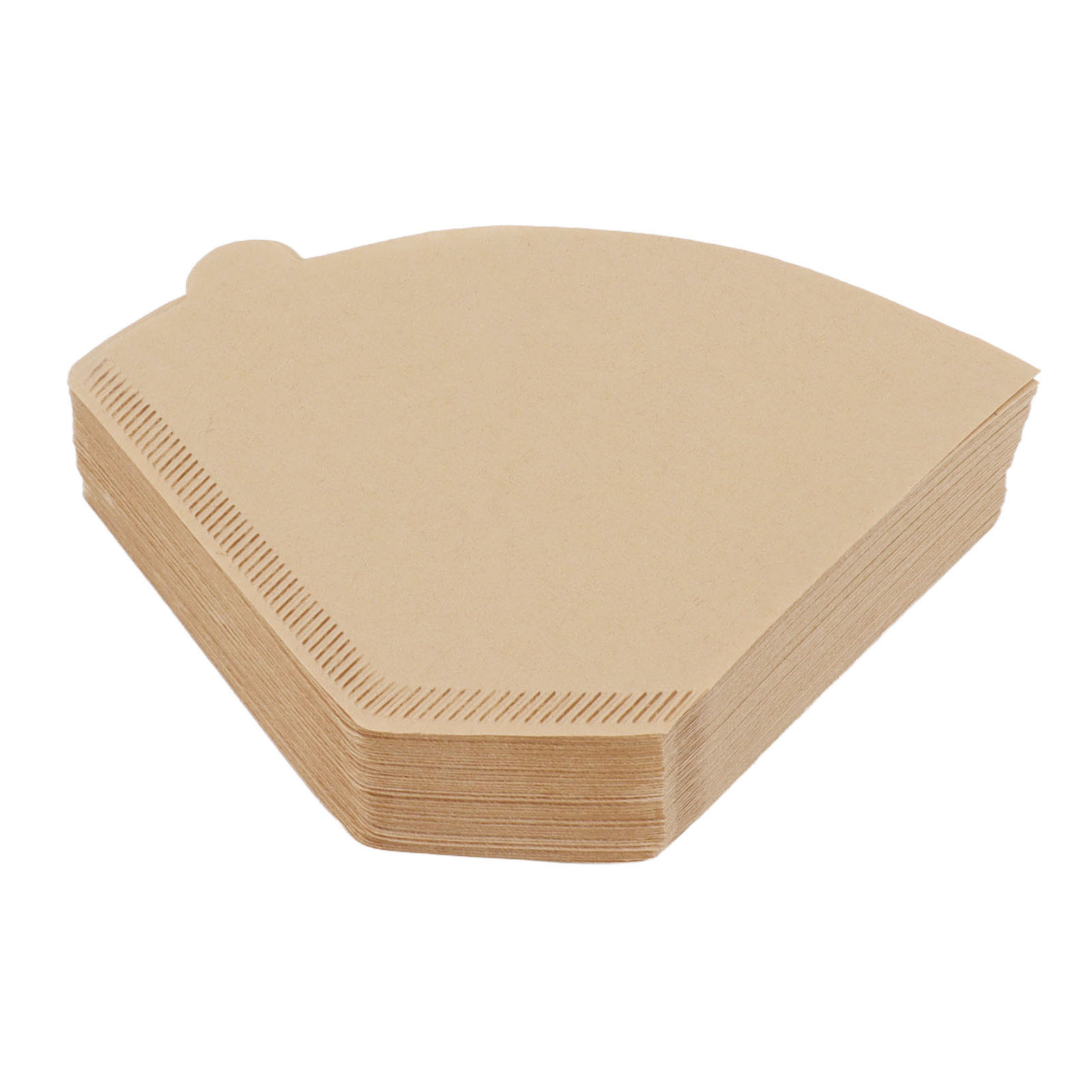Ein Stapel hellbrauner Papier-Kaffeefilter, aufgefächert, auf weißem Hintergrund. Die Filter haben eine einzigartige Form.