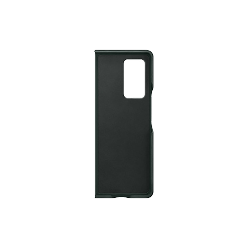 Una funda de teléfono verde oscuro. Tiene un recorte rectangular para la cámara en la parte superior. El interior es negro.