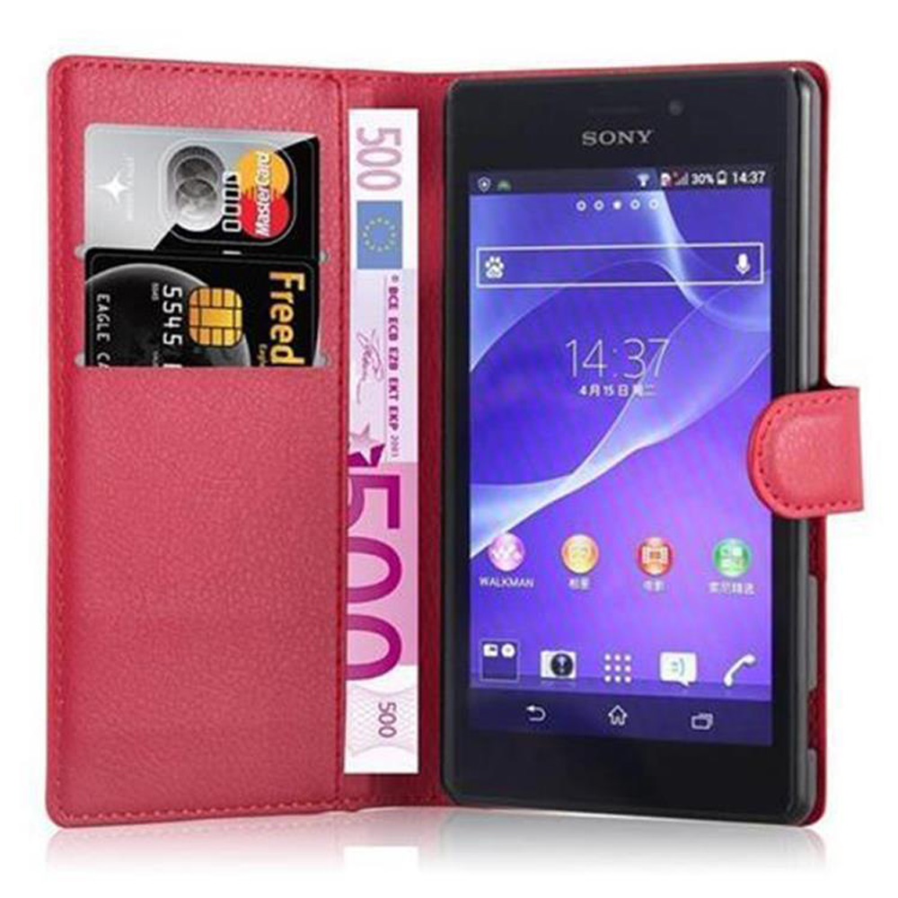 Una funda roja para teléfono con un teléfono Sony dentro, tarjetas de crédito y un billete de 500 euros.