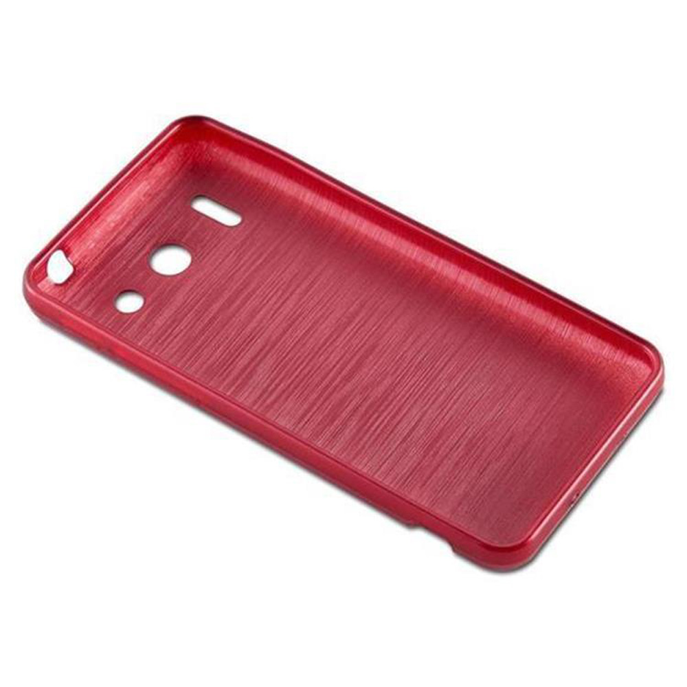 Una custodia per telefono rossa con superficie strutturata, con fori per la fotocamera e altre funzioni. Isolato su sfondo bianco.