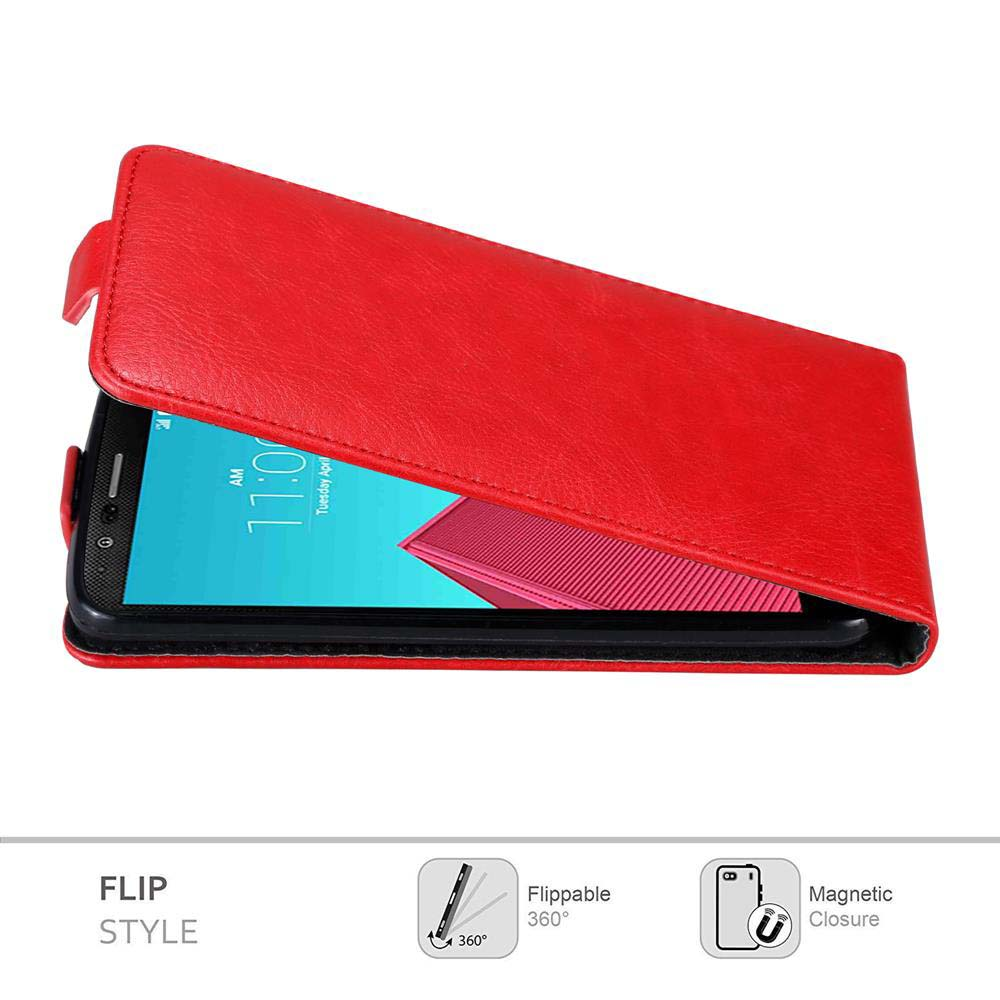 Una funda roja para teléfono plegable está abierta, revelando un teléfono inteligente con la hora 11:00 AM en la pantalla. La funda está en una superficie blanca.